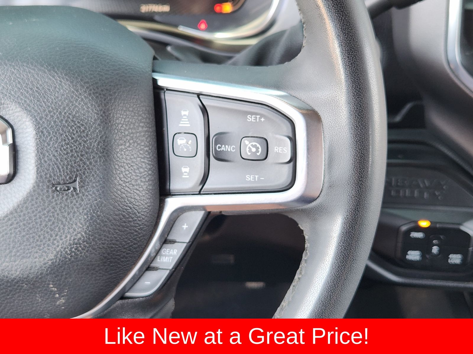 Used 2026 Ceramic Gray Clearcoat Ram Laramie image 40