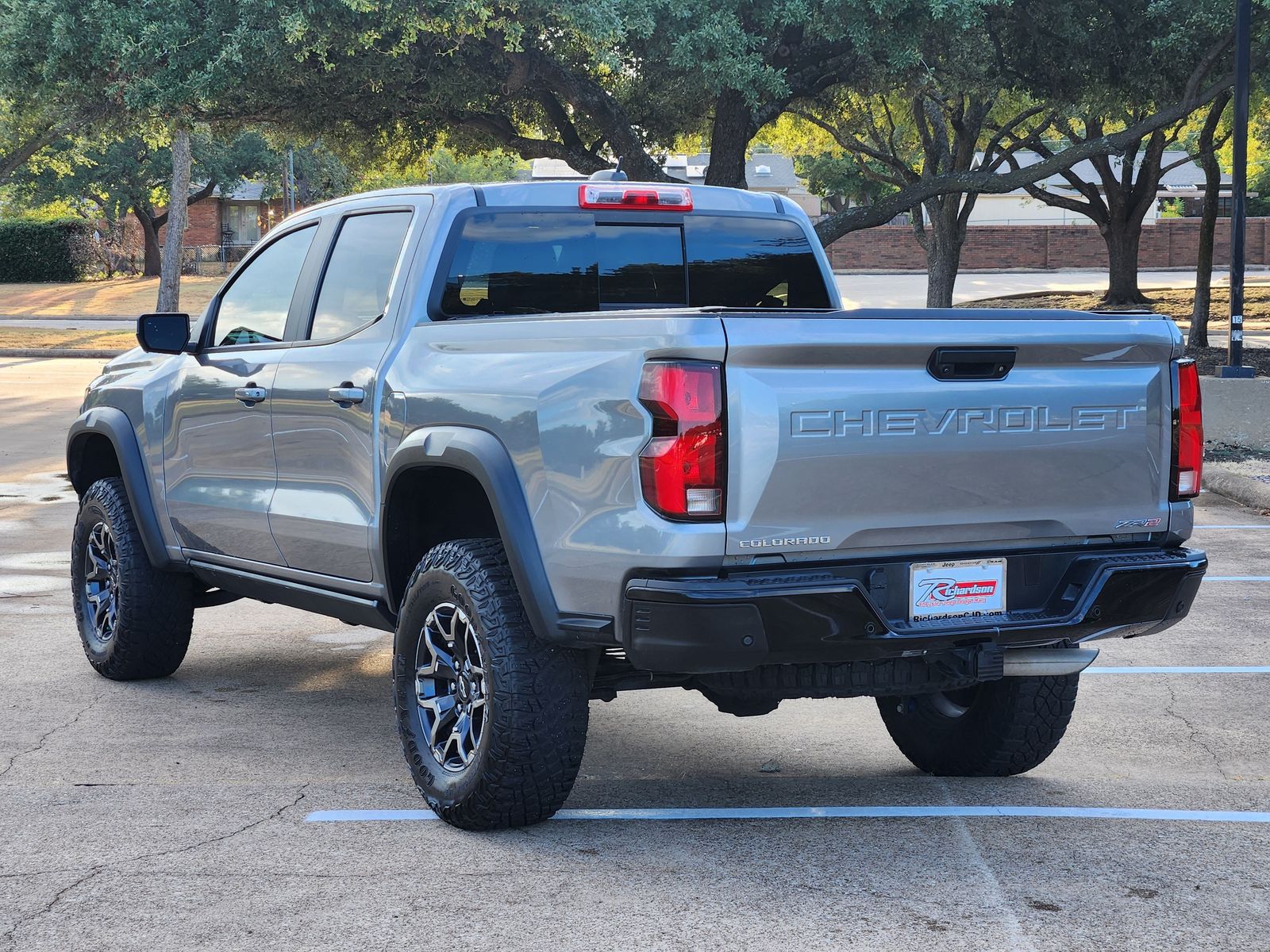 Used 2023 Sterling Gray Chevrolet ZR2 image 4