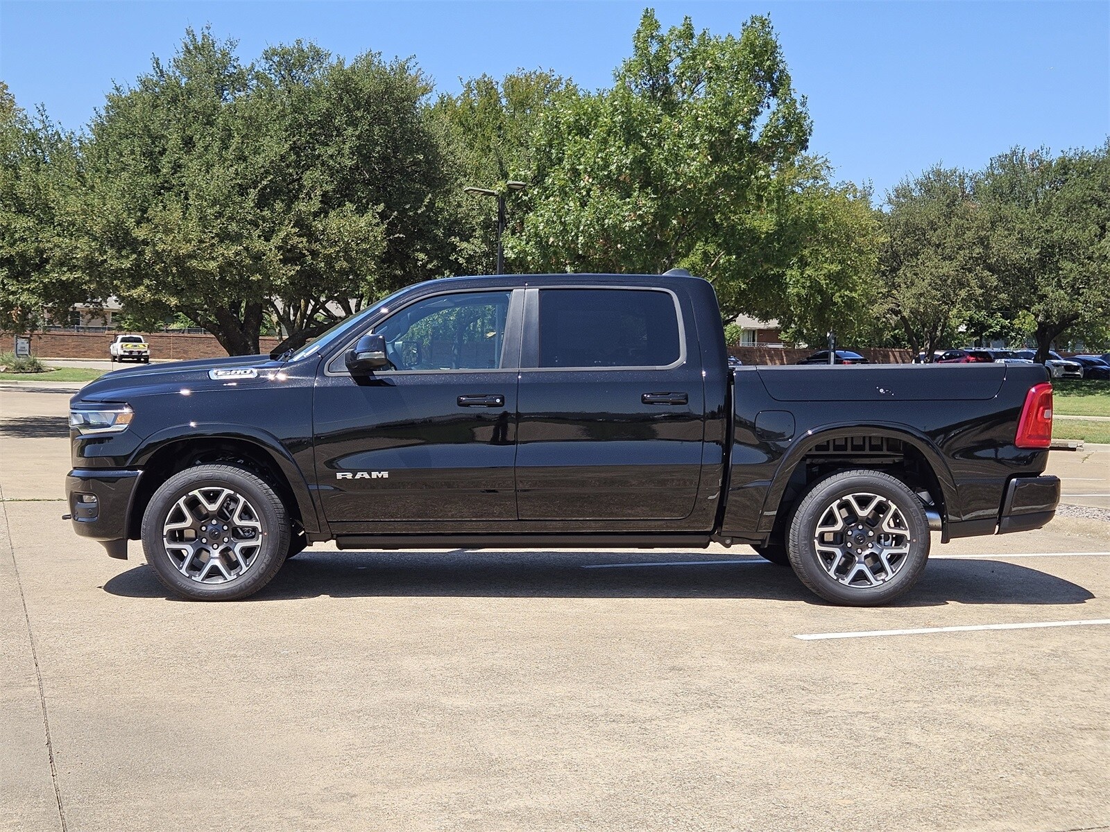 2026 Ram 1500 Laramie photo 2