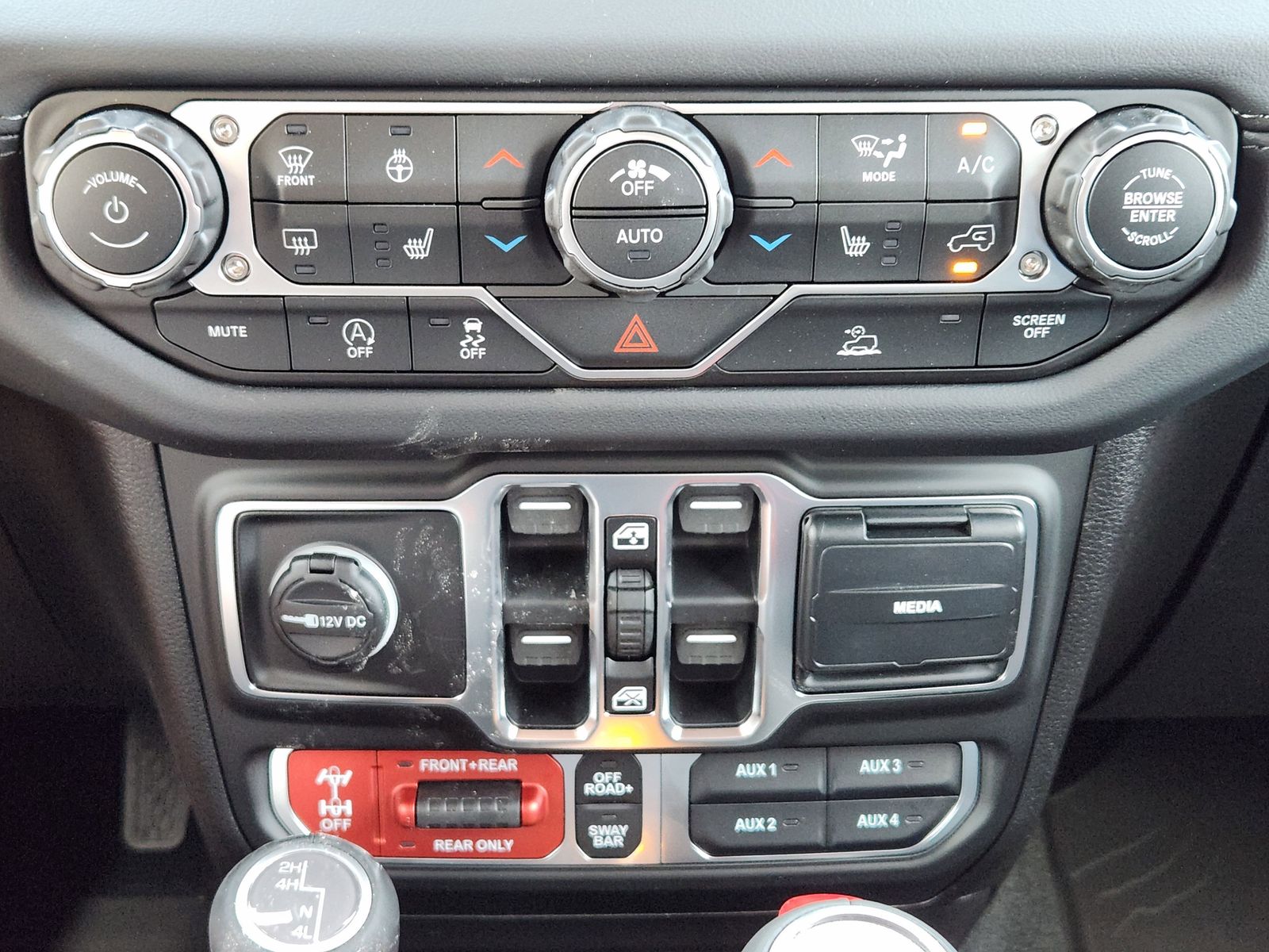 New 2026 Firecracker Red Jeep 4-DOOR RUBICON image 27