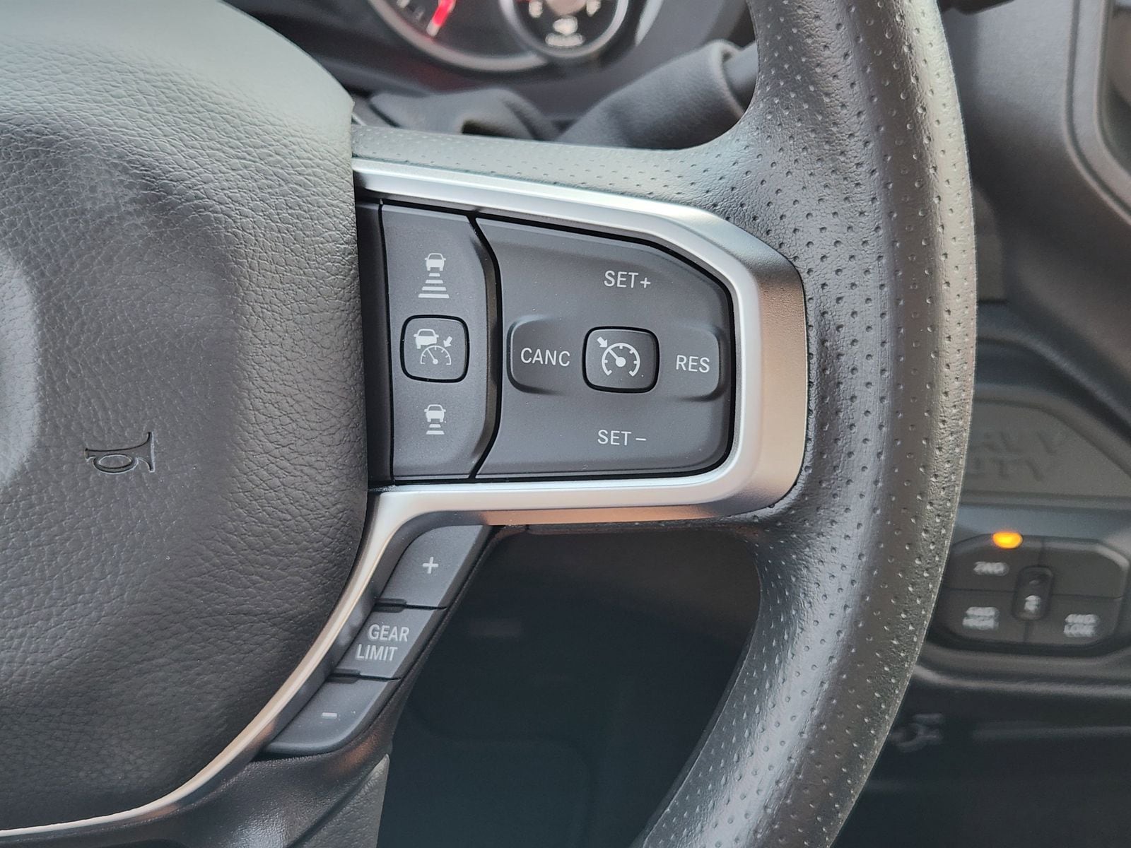 New 2026 Diamond Black Crystal Pearlcoat Ram TRADESMAN CREW CAB 4X4 6