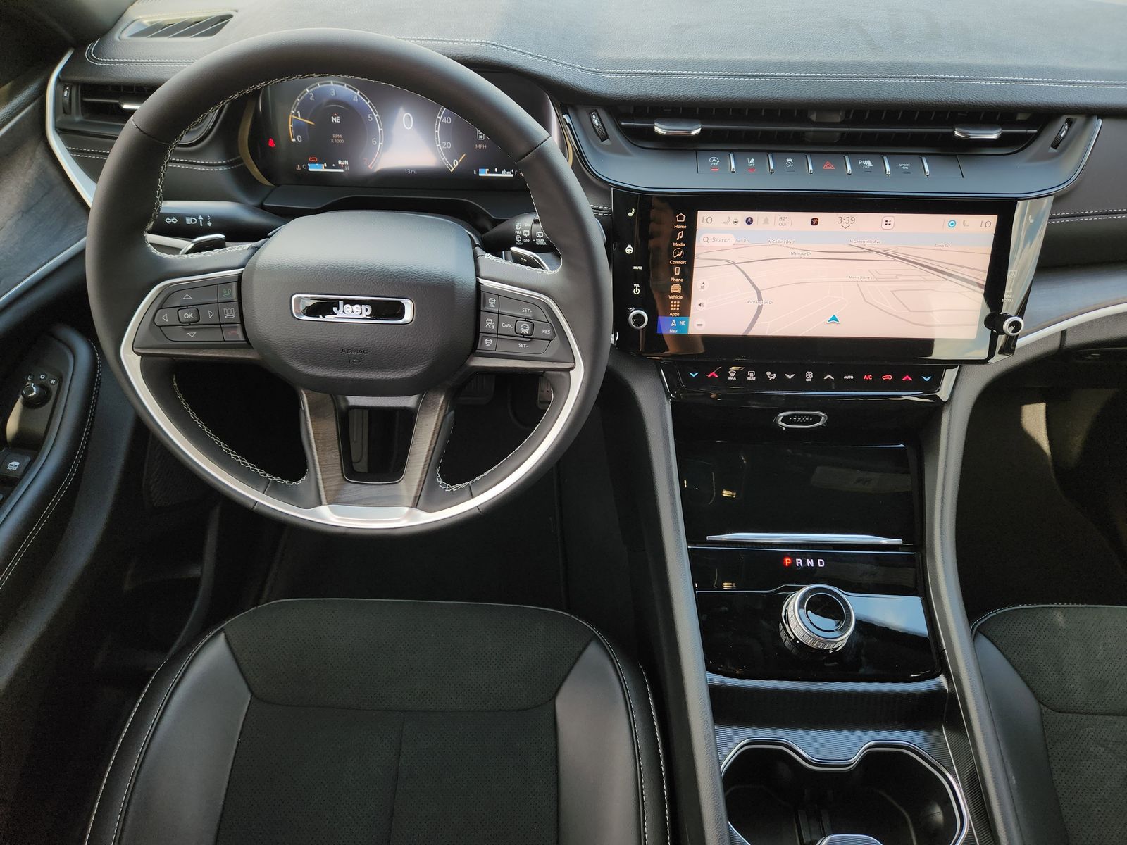 New 2026 Bright White Jeep L LAREDO ALTITUDE 4X2 image 35