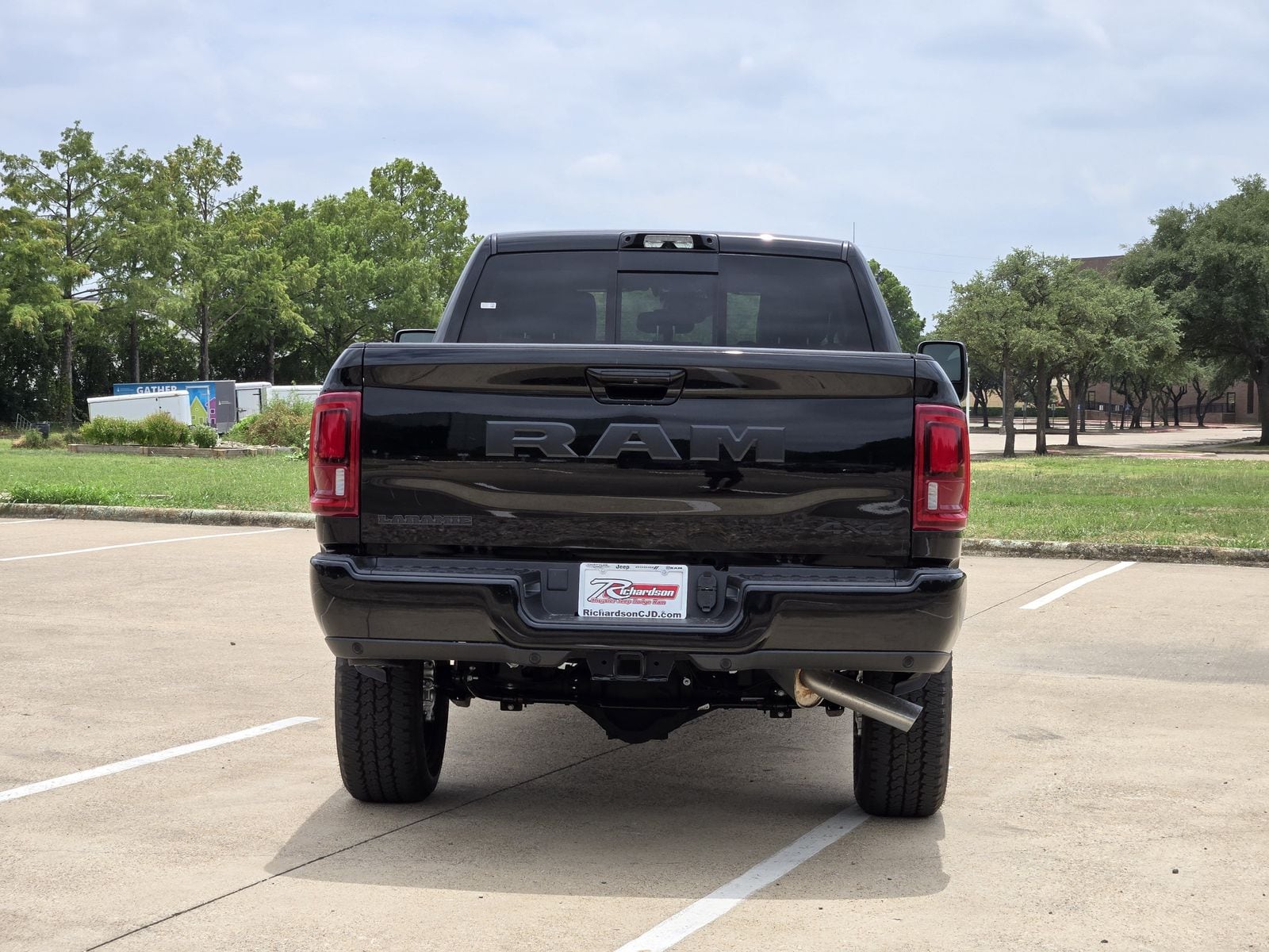 New 2026 Diamond Black Crystal Pearlcoat Ram LARAMIE CREW CAB 4X4 6