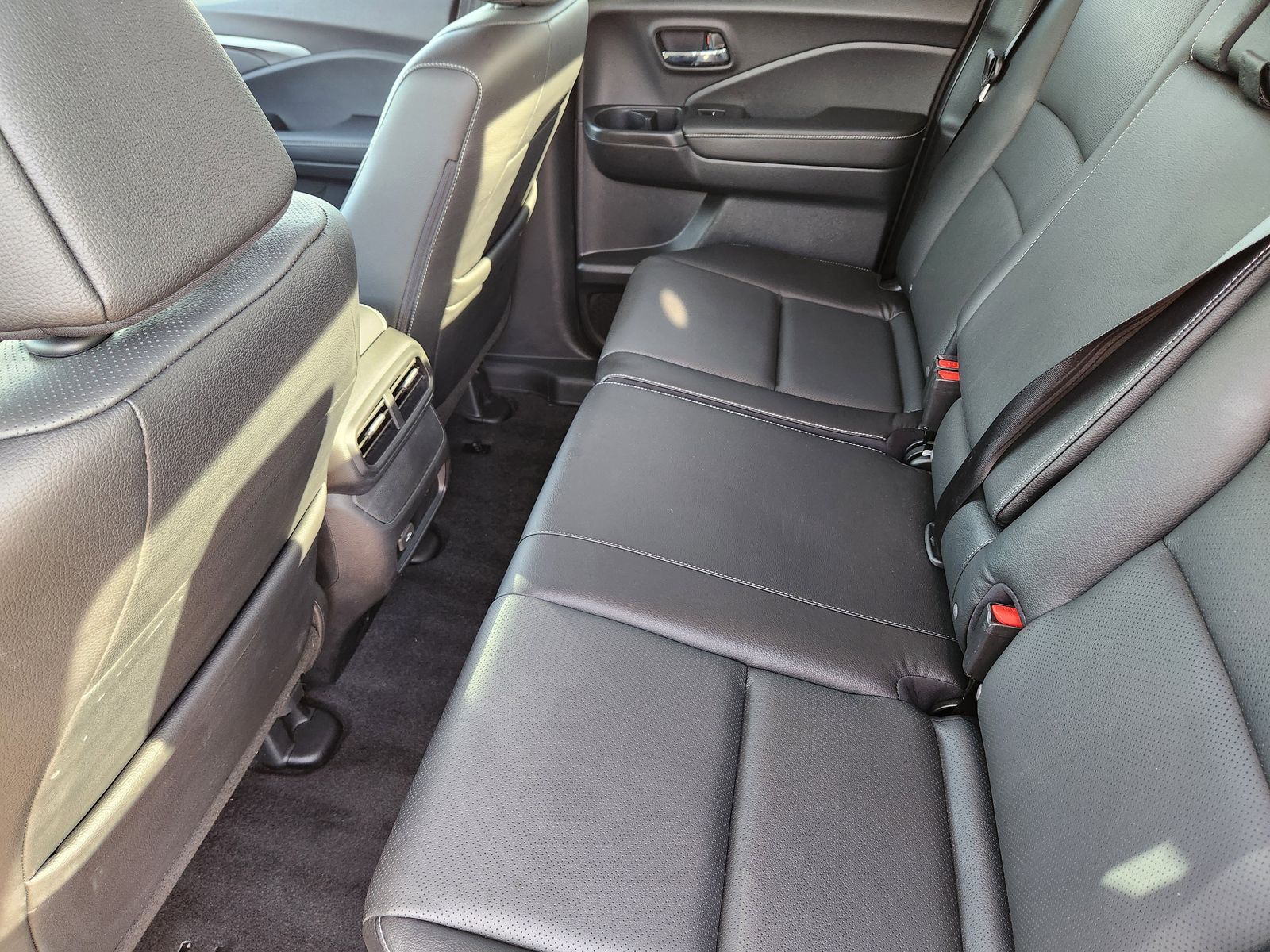 Used 2025 Crystal Black Pearl Honda RTL image 39