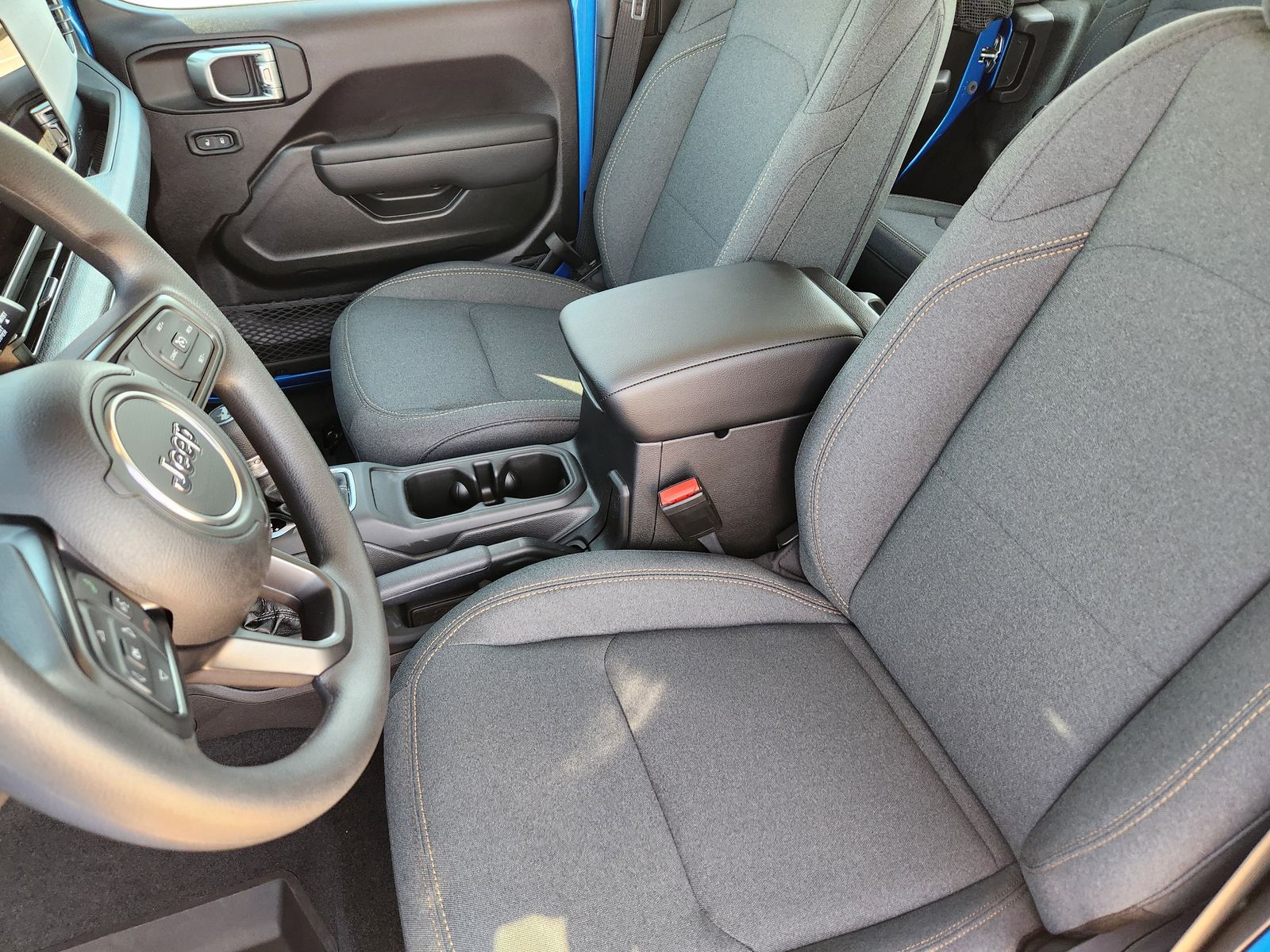 New 2026 Hydro Blue Pearlcoat Jeep 4-DOOR SPORT image 21