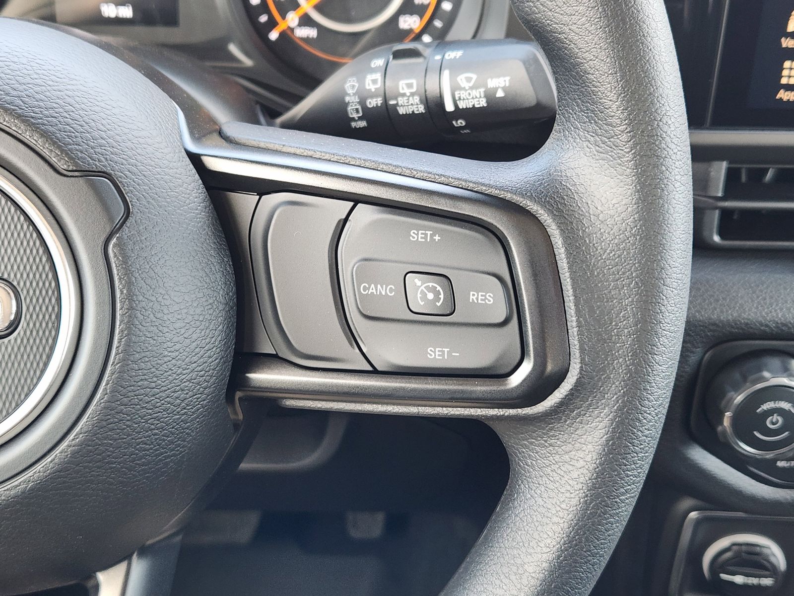 New 2026 Bright White Jeep 4-DOOR SPORT image 29