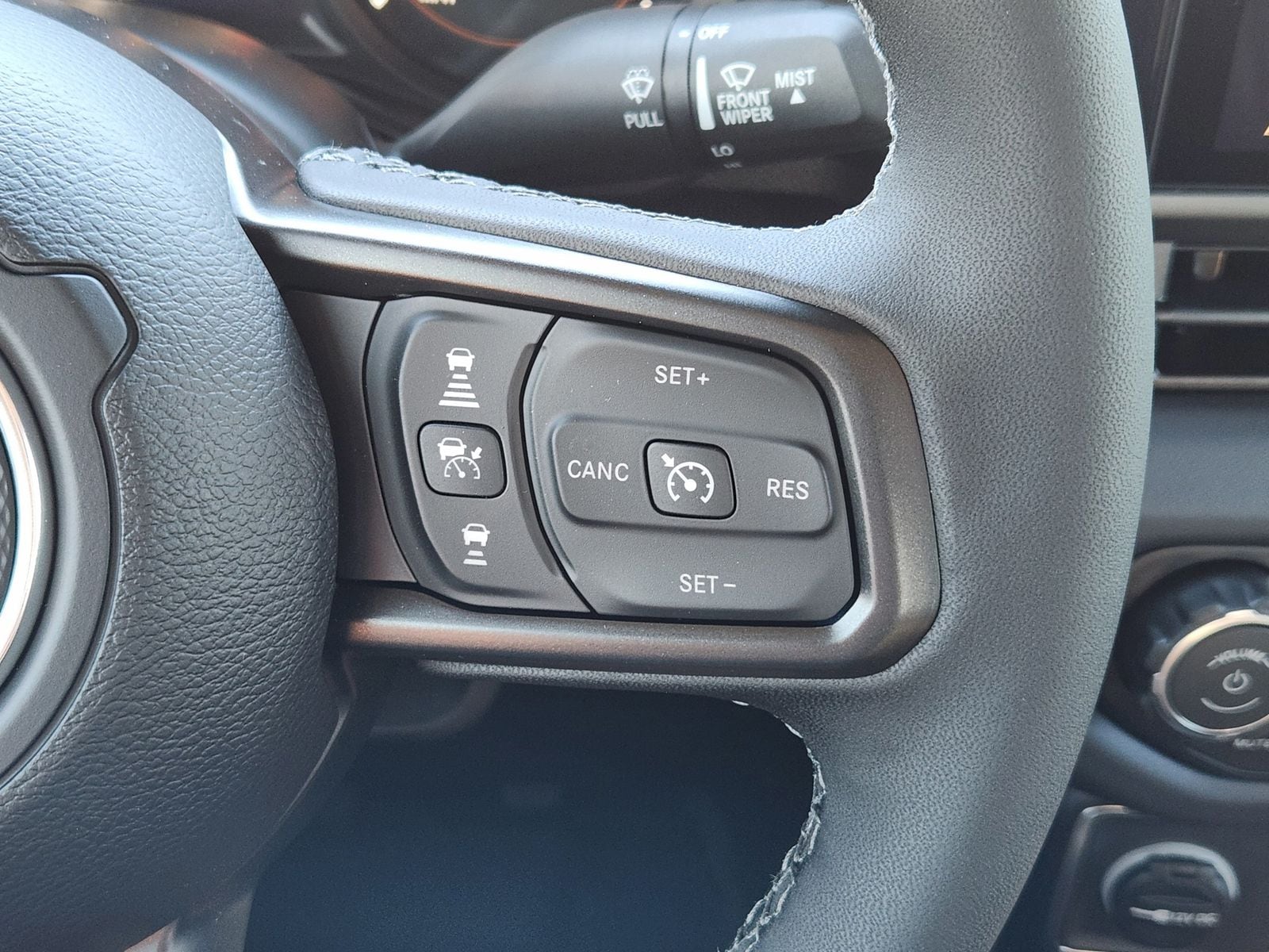 New 2026 Bright White Jeep TEXAS TRAIL 4X4 image 37