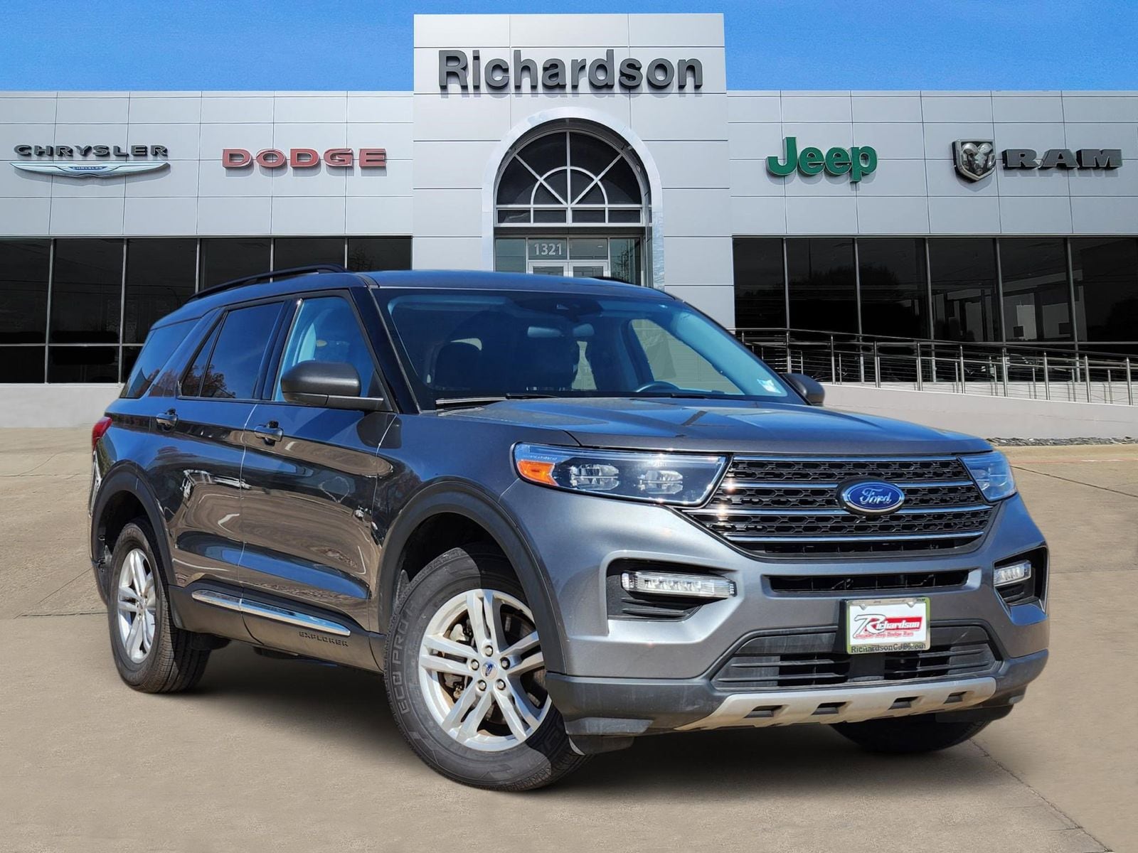 2024 Ford Explorer XLT AWD