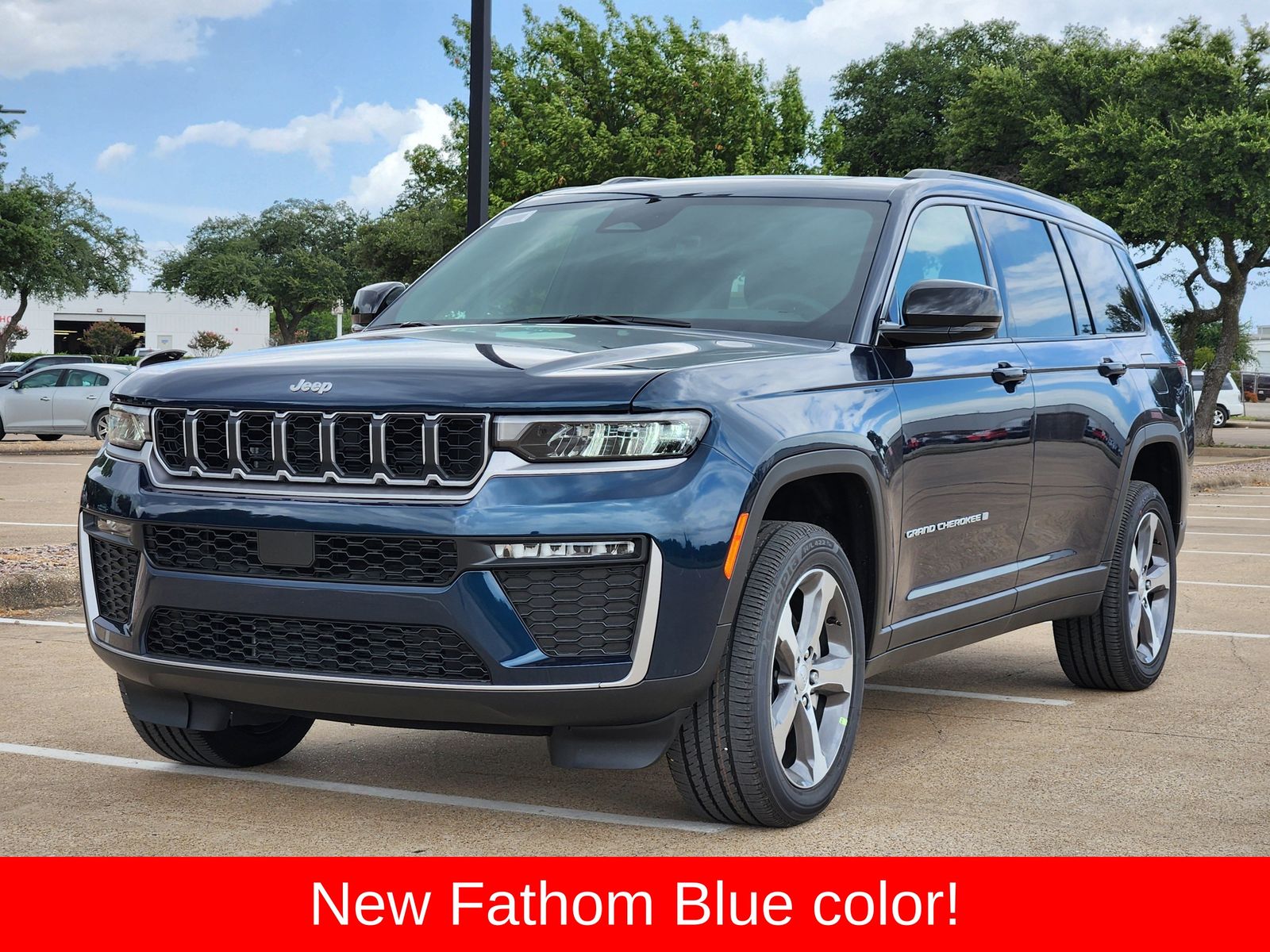 New 2026 Fathom Blue Pearlcoat Jeep L LIMITED 4X4 image 2