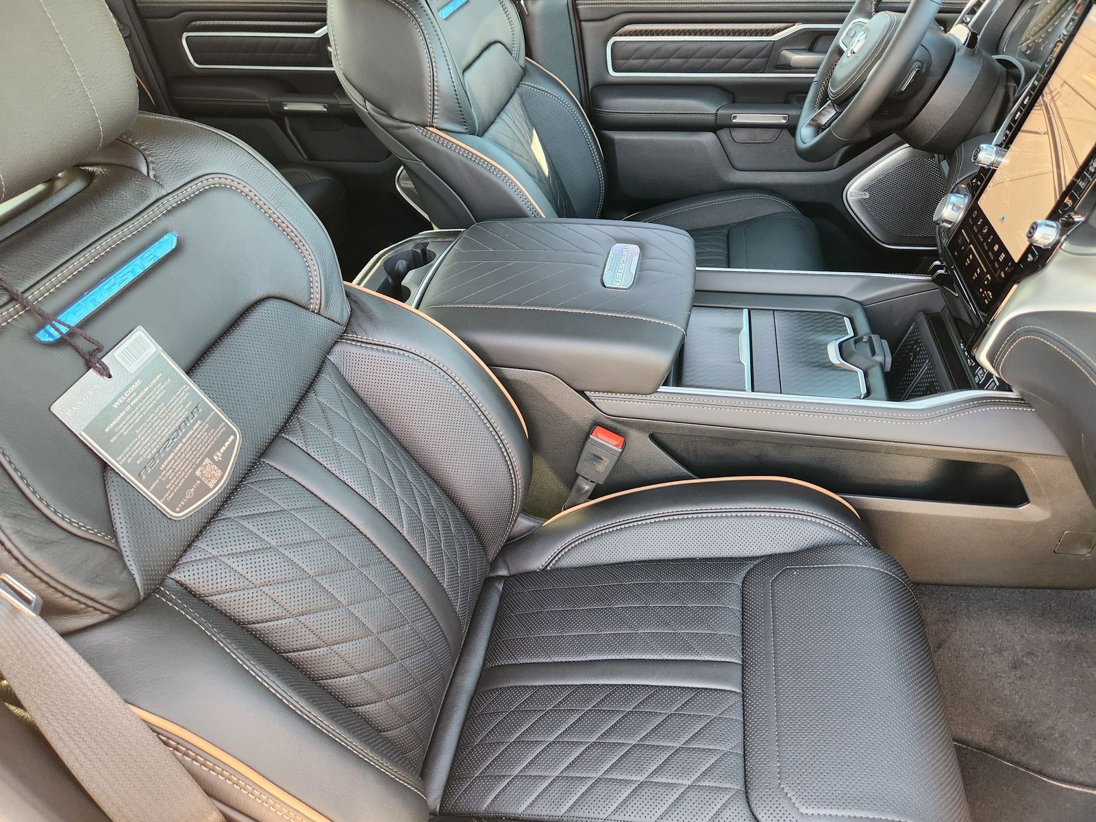 New 2026 Ivory White Tri-Coat Pearlcoat Ram TUNGSTEN CREW CAB 4X4 image 25