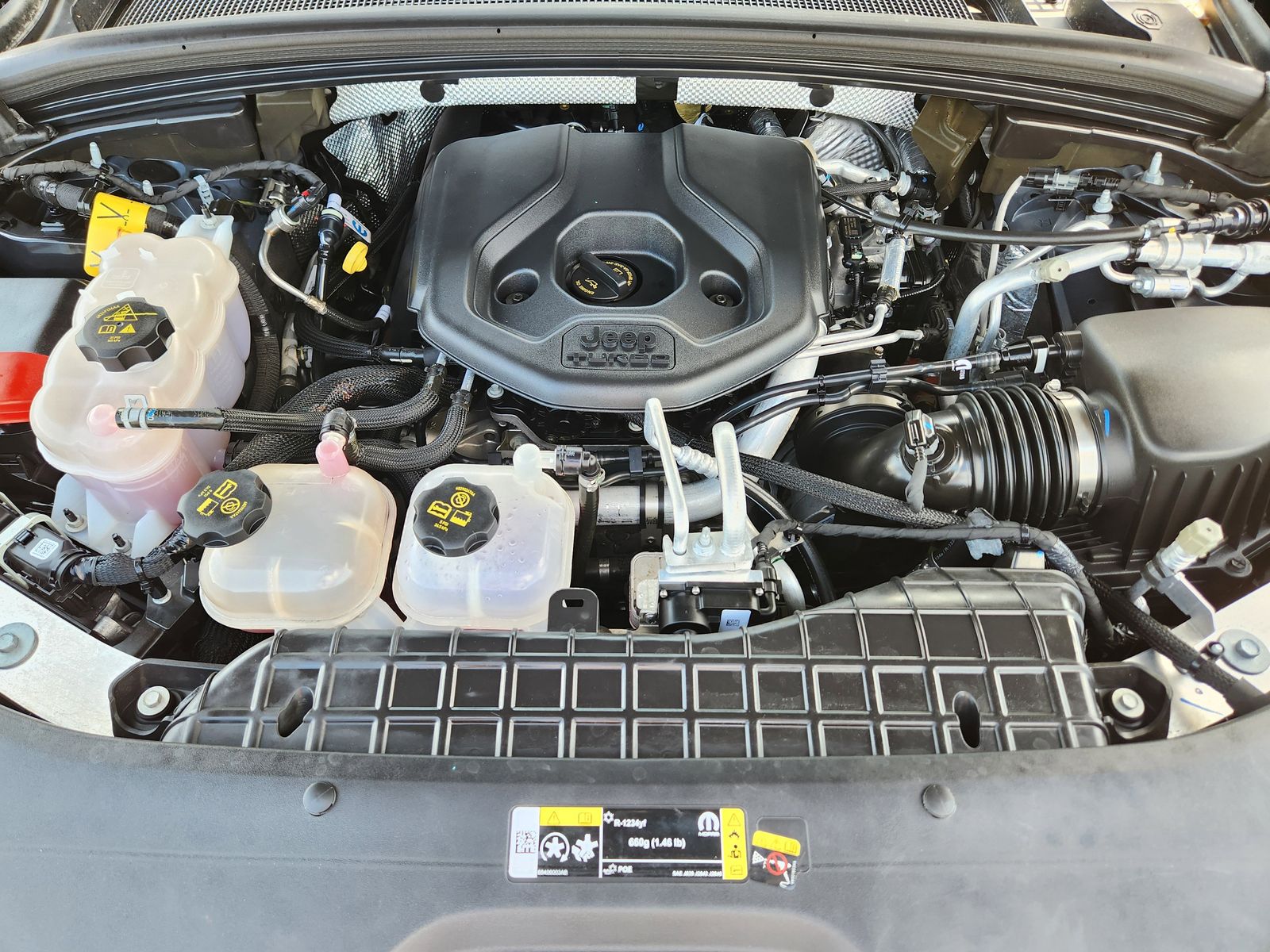 Used 2023 Midnight Sky Jeep Base image 40