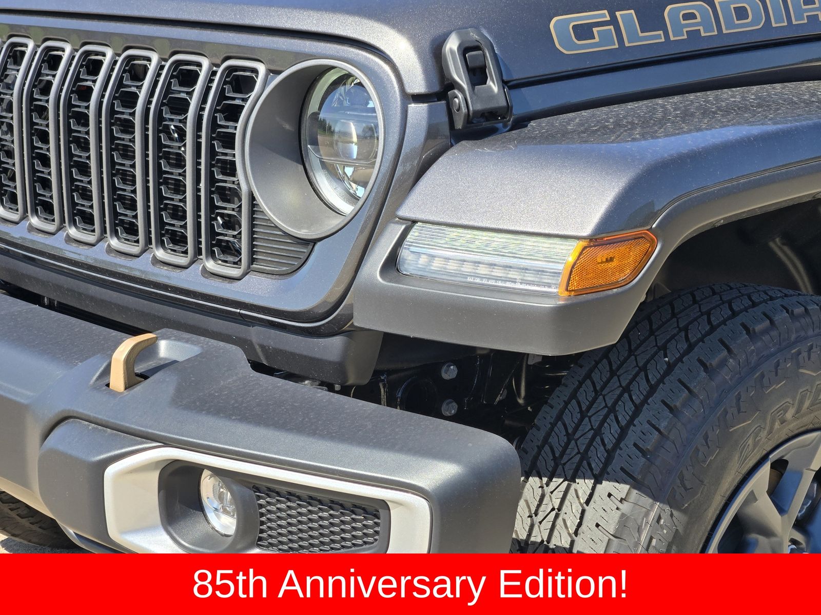New 2026 Granite Crystal Jeep 85TH ANNIVERSARY EDITION 4X4 image 10