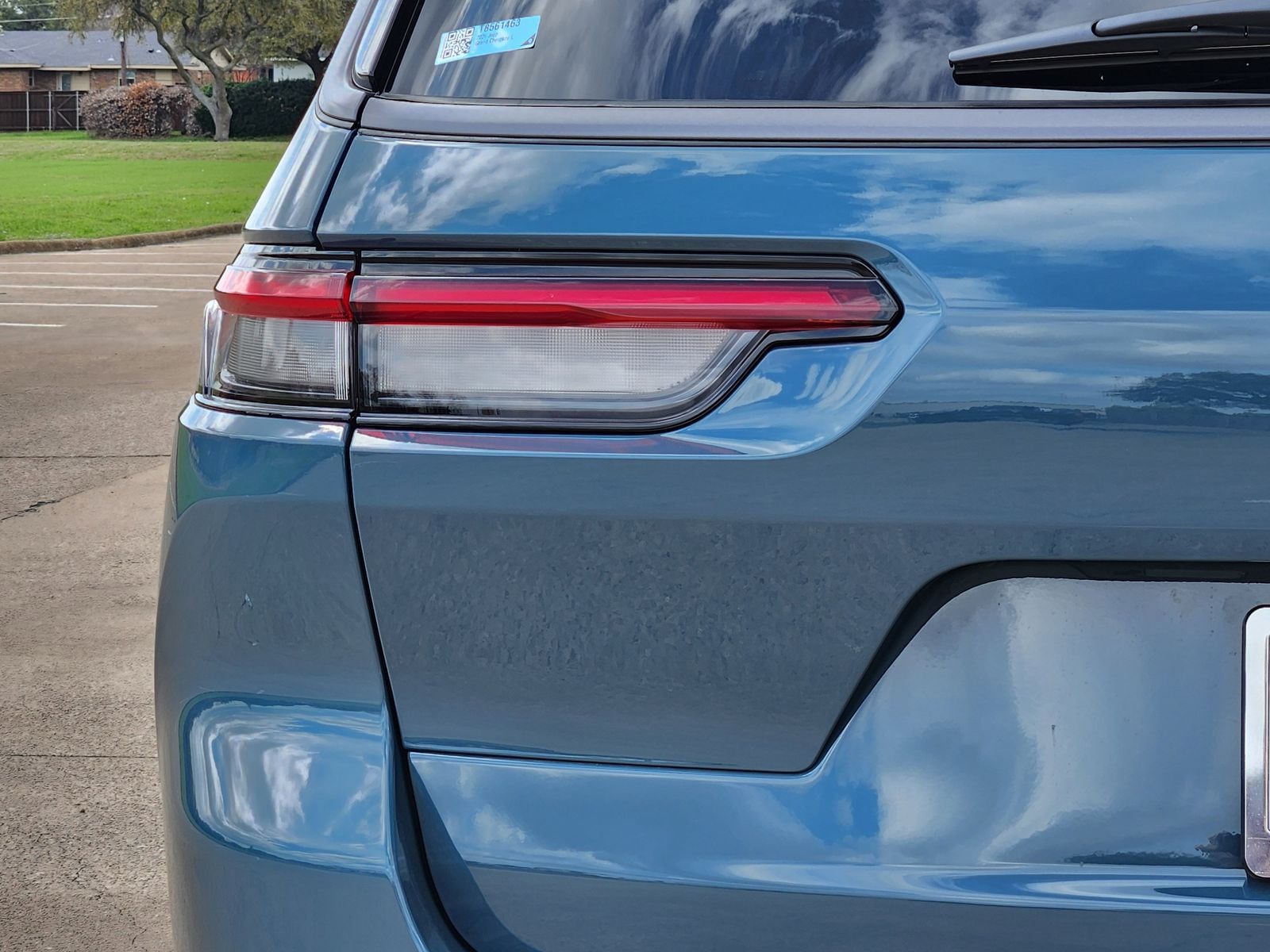 New 2026 Steel Blue Jeep L LIMITED 4X2 image 15