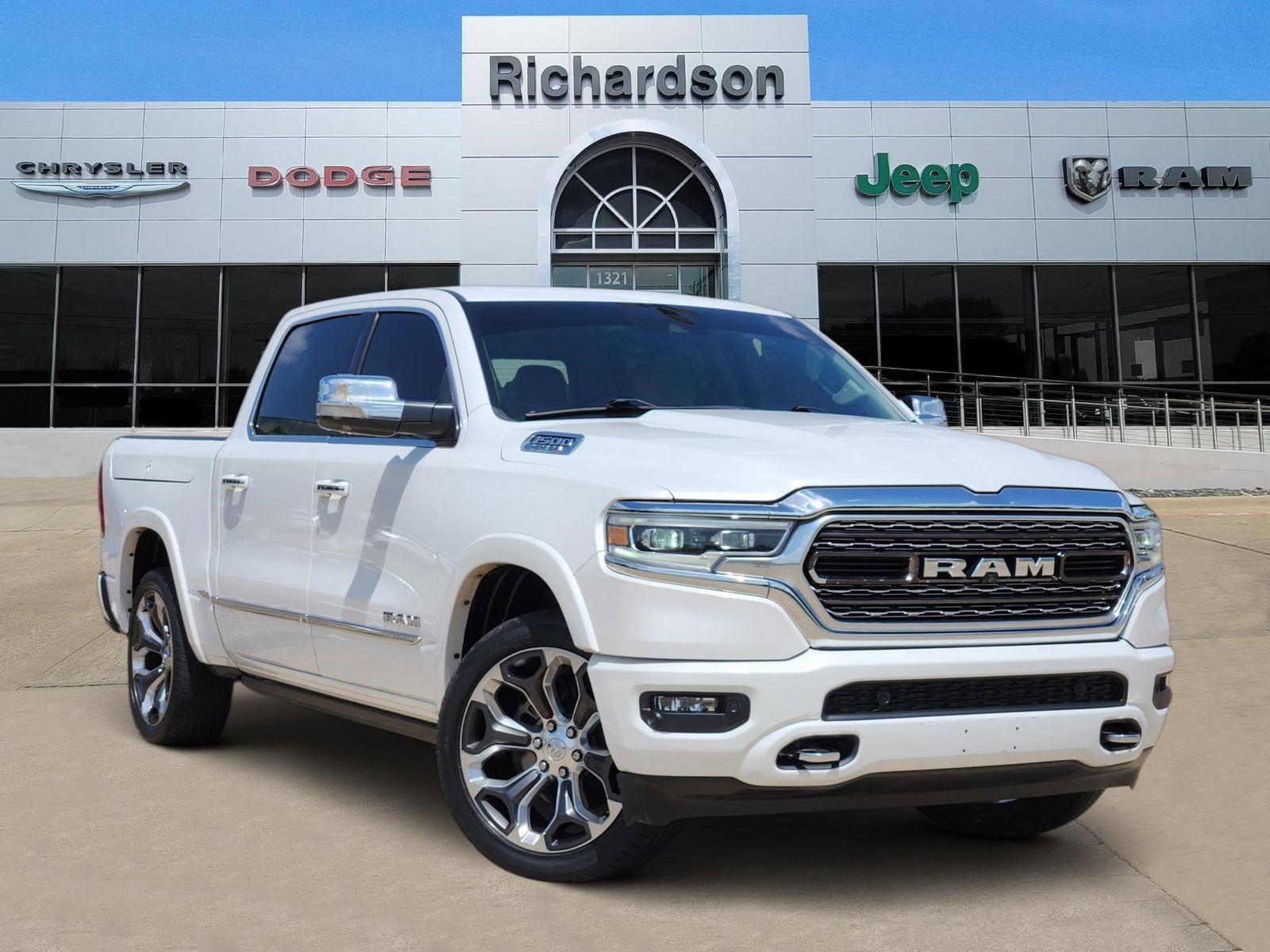 2020 RAM 1500 Limited 4x4 Crew Cab 5'7's photo