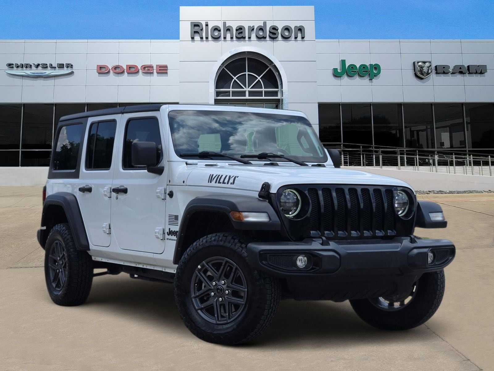 2023 Jeep Wrangler Willys's photo