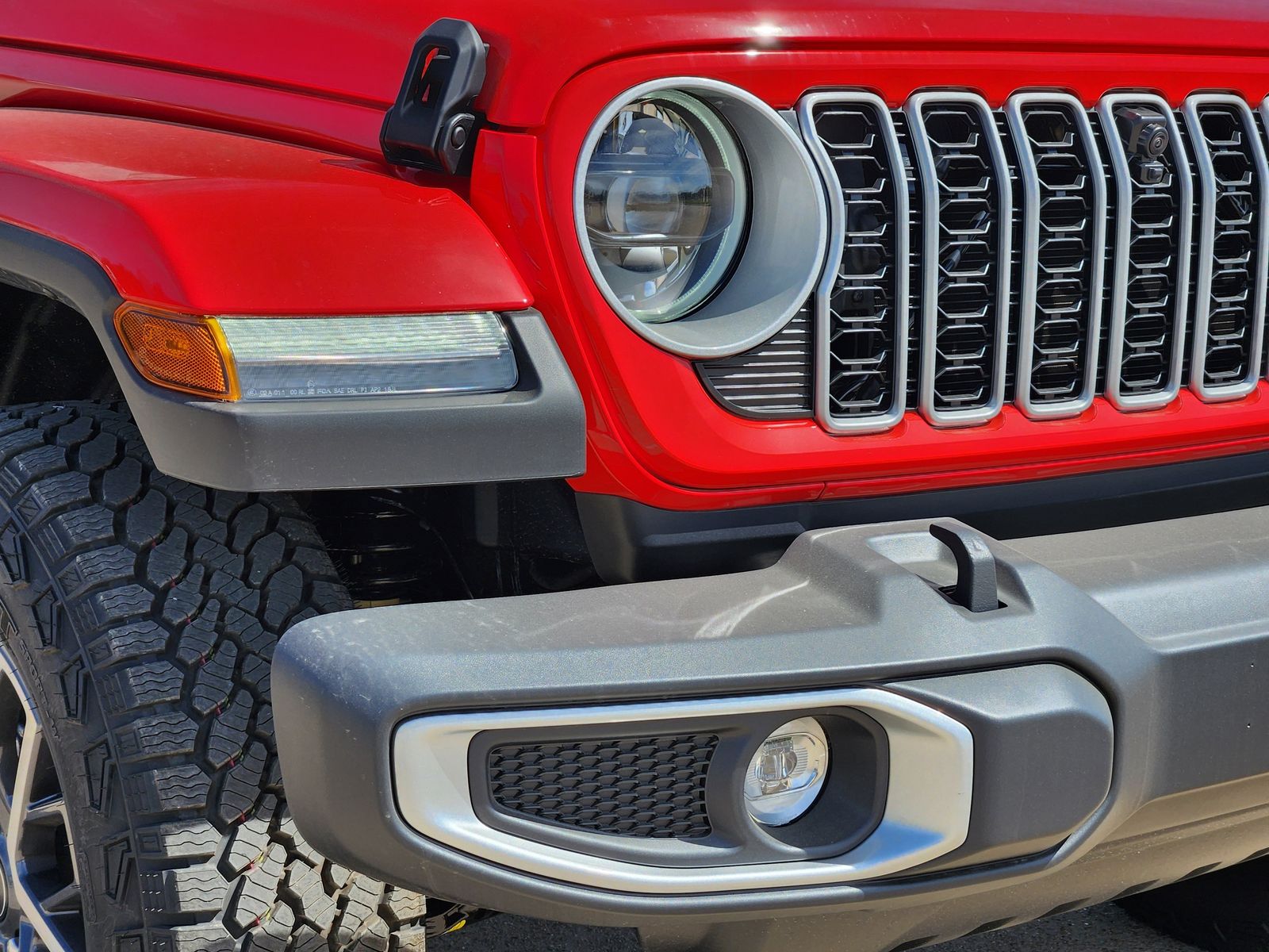 New 2026 Firecracker Red Jeep 4-DOOR SAHARA image 9