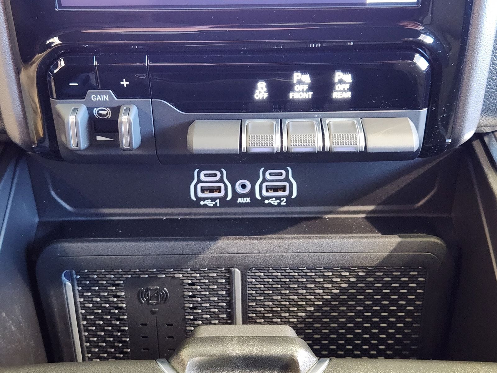 New 2026 Billet Silver Ram LONE STAR CREW CAB 4X4 5