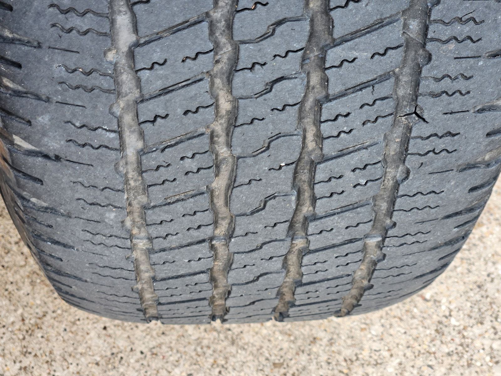 Used 2022 Summit White Chevrolet LT image 17