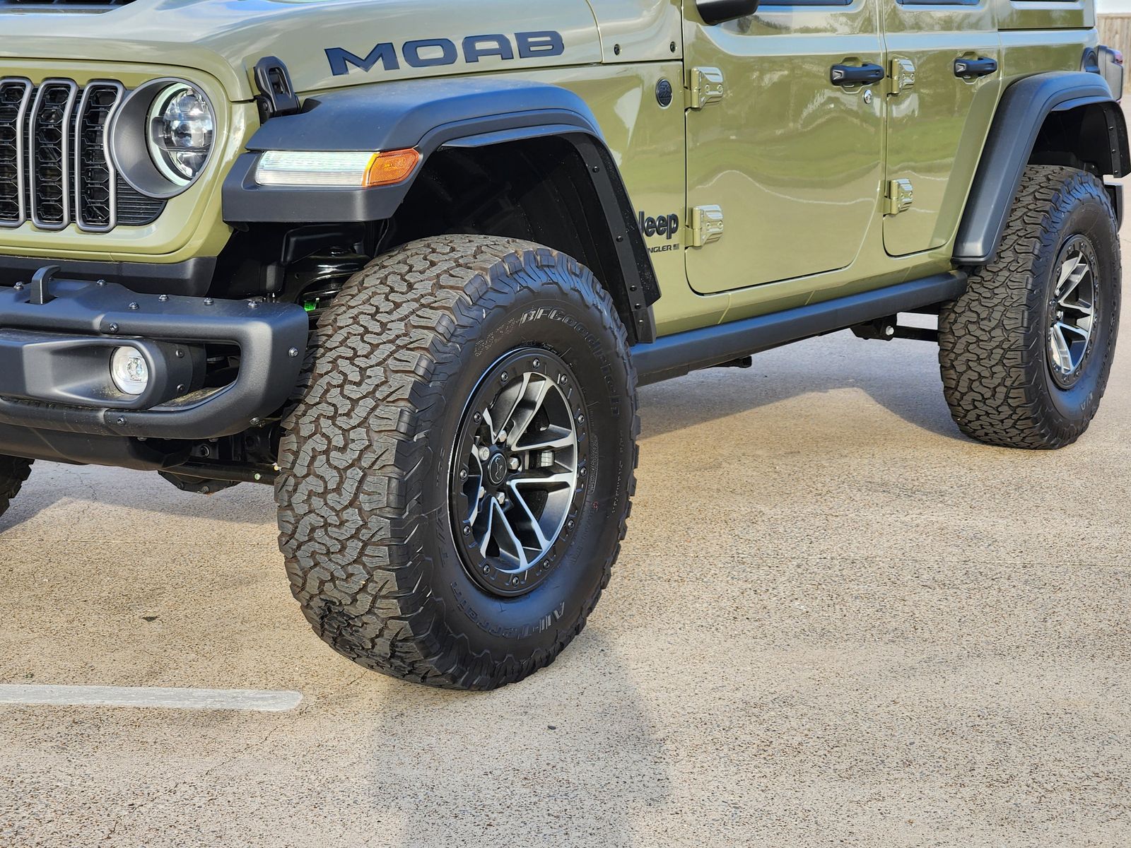 New 2026 41 Jeep 4-DOOR MOAB 392 image 12
