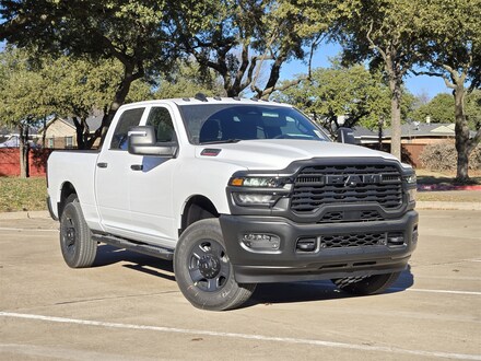 2026 Ram 2500 TRADESMAN CREW CAB 4X4 6'4 BOX Pickup