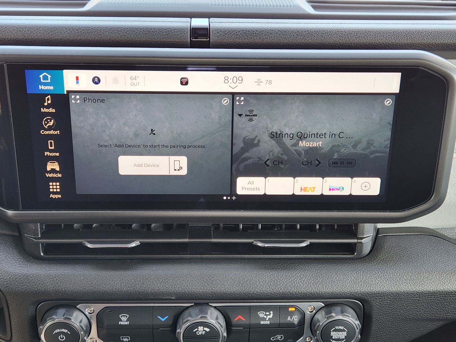 New 2026 Bright White Jeep 4-DOOR SPORT image 17