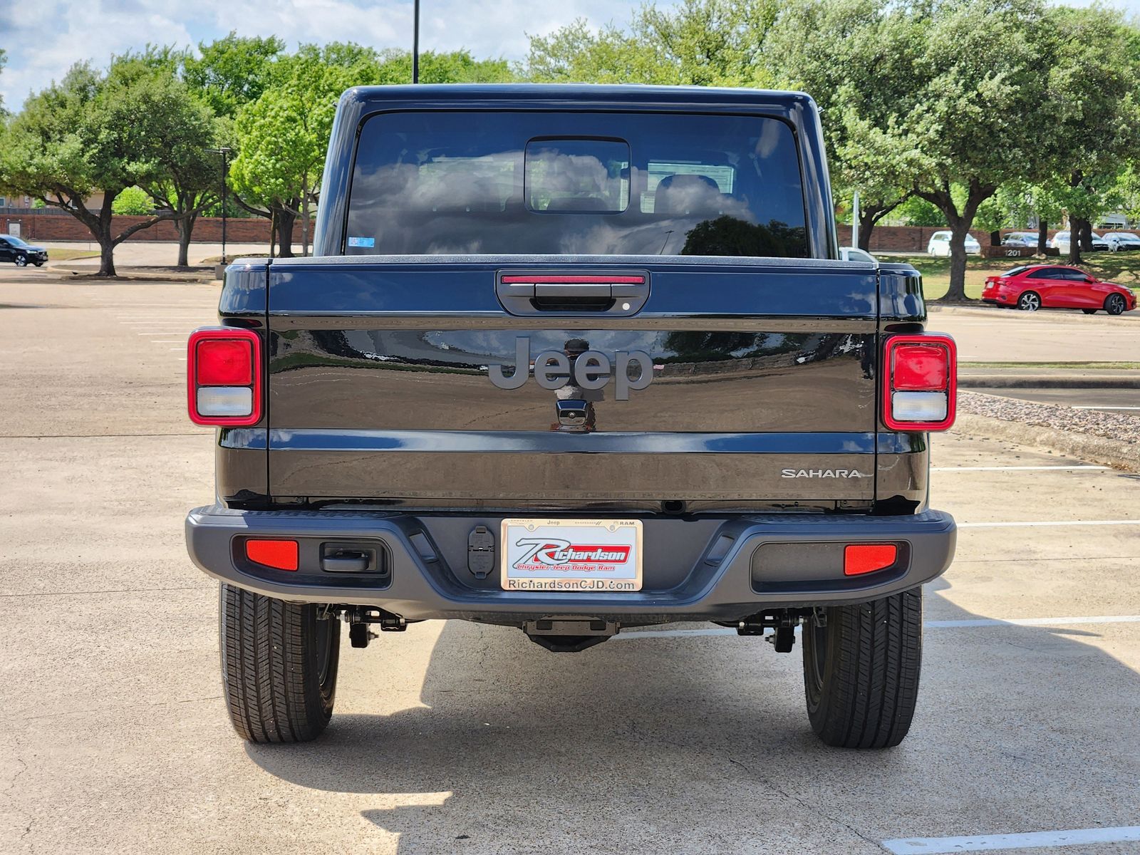 View vehicle photo 5