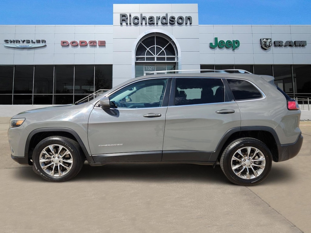 Used 2021 Jeep Cherokee Latitude Plus SUV