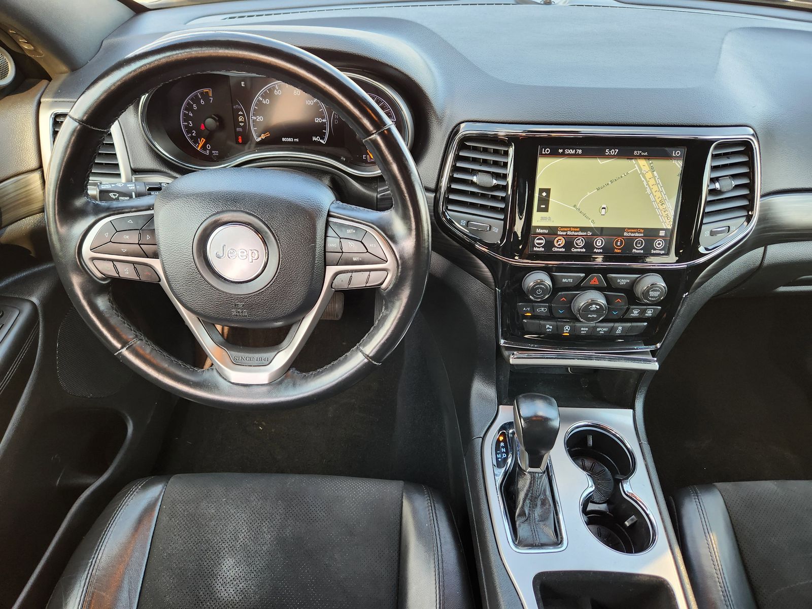 Used 2020 Sting-Gray Clearcoat Jeep Laredo image 36