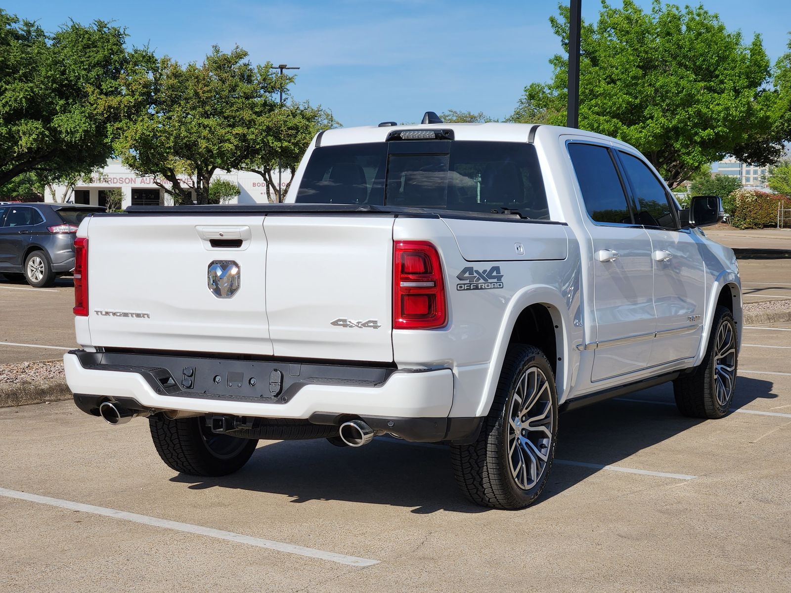 New 2026 Ivory White Tri-Coat Pearlcoat Ram TUNGSTEN CREW CAB 4X4 image 6