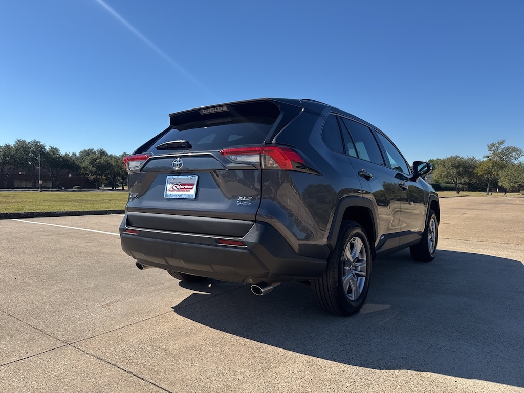 Used 2025 Toyota RAV4 Hybrid XLE SUV