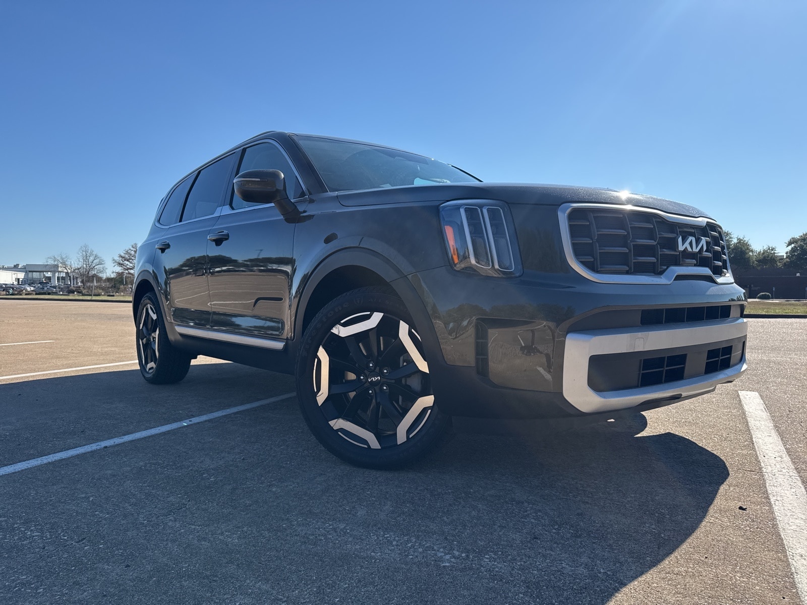 2025 Kia Telluride S's photo