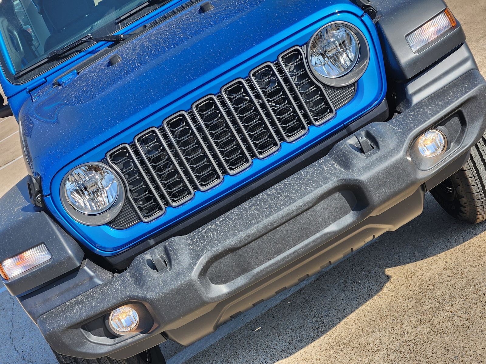New 2026 Hydro Blue Pearlcoat Jeep 4-DOOR SPORT image 14