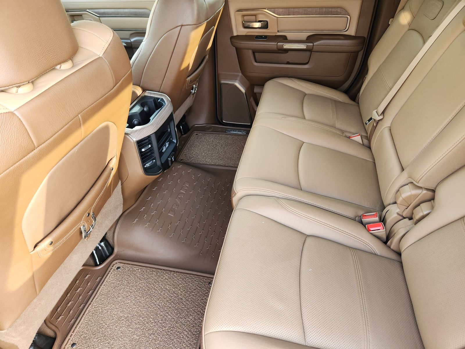 Used 2022 Diamond Black Crystal Pearlcoat Ram Longhorn image 43