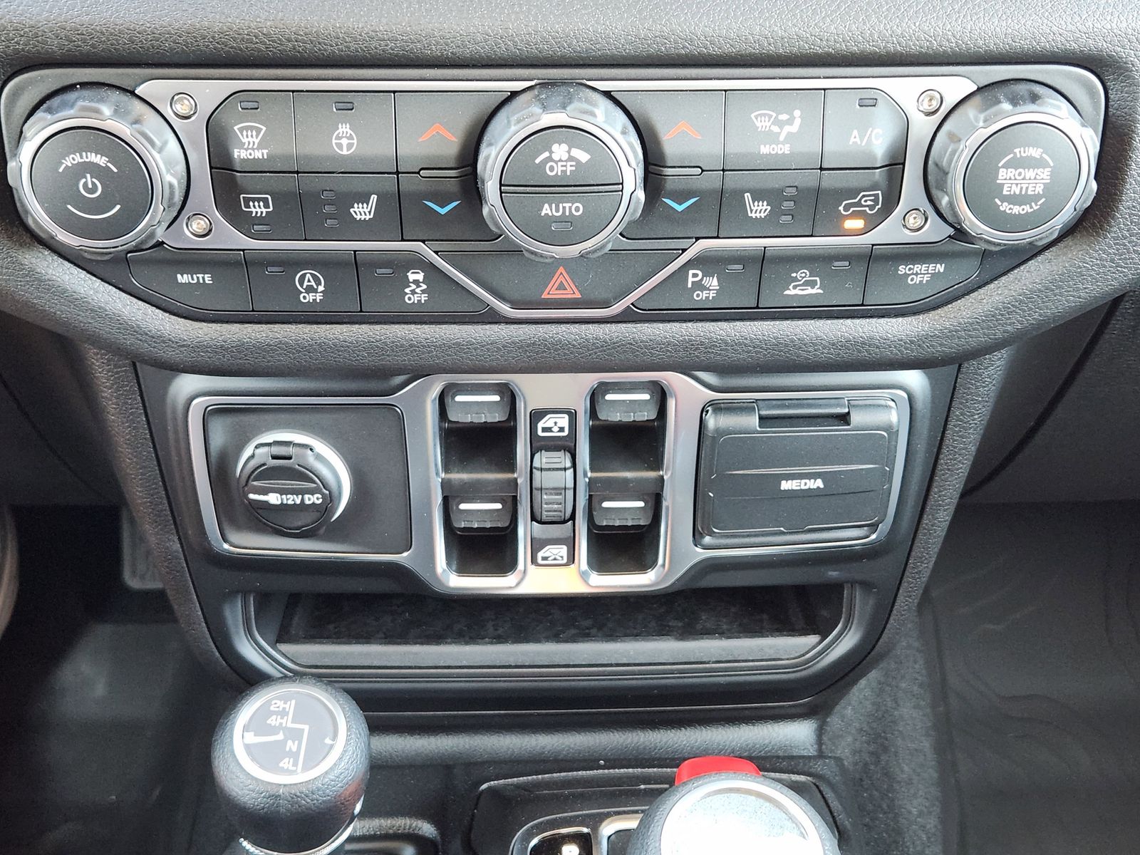 New 2026 Black Jeep 4-DOOR SPORT S image 21