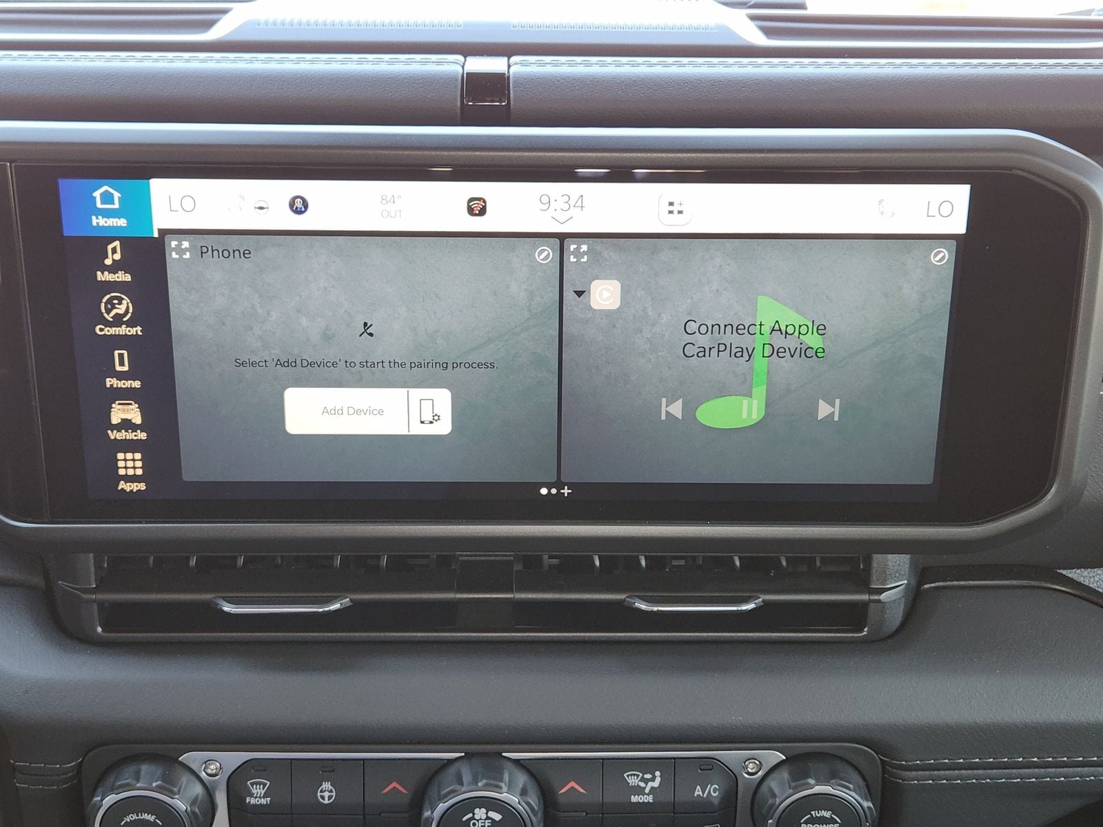 New 2026 Granite Crystal Jeep SAHARA 4X4 image 24