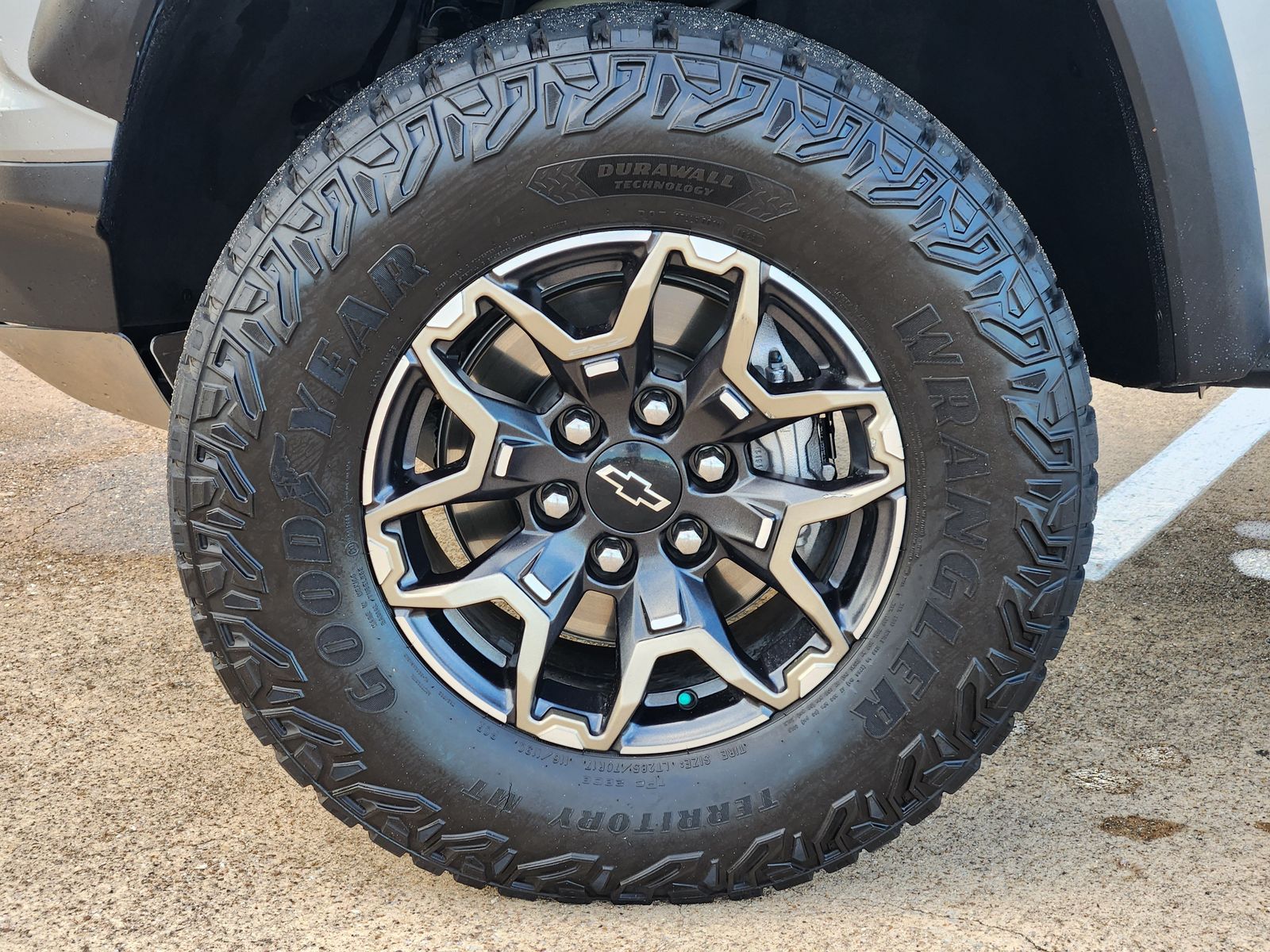 Used 2023 Sterling Gray Chevrolet ZR2 image 20