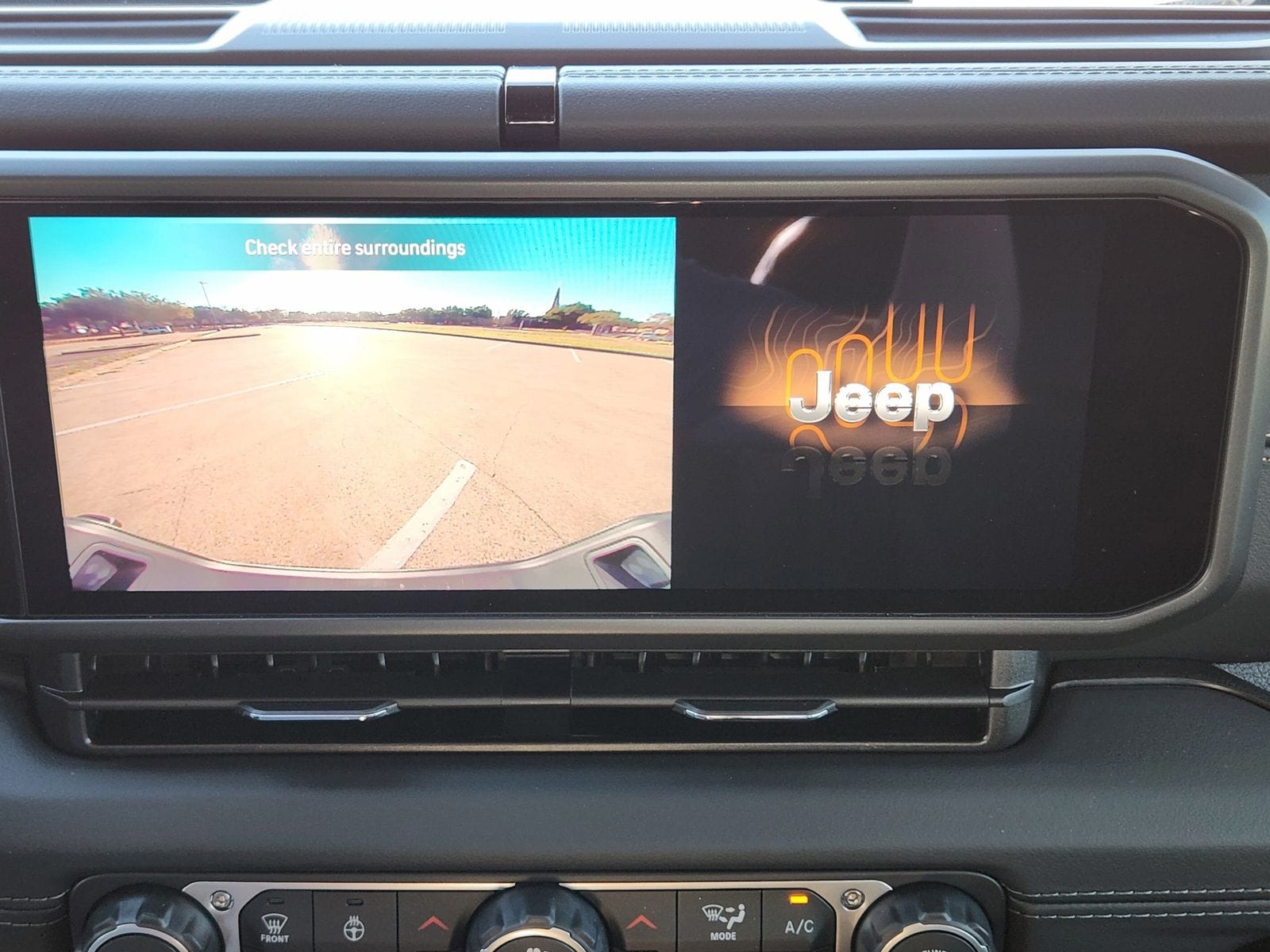 New 2026 Bright White Jeep TEXAS TRAIL 4X4 image 27