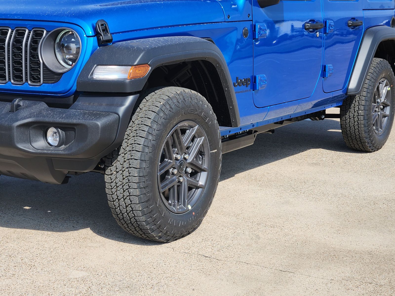 New 2026 Hydro Blue Pearlcoat Jeep 4-DOOR SPORT S image 12