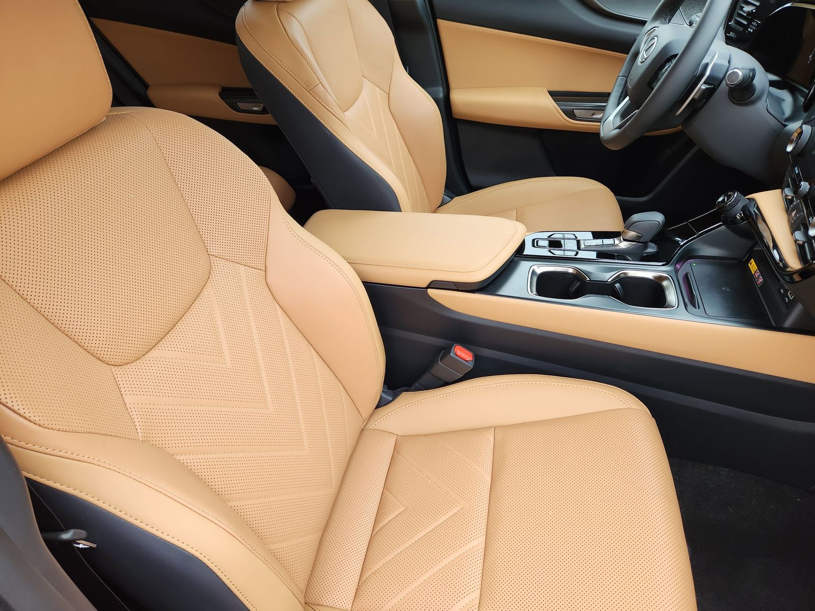 Used 2025 Redline Lexus Luxury image 22