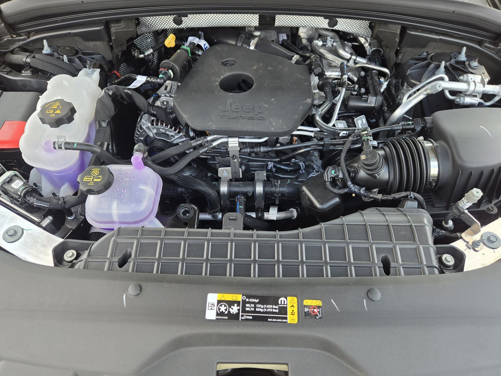 New 2026 Baltic Gray Jeep LAREDO ALTITUDE 4X2 image 40