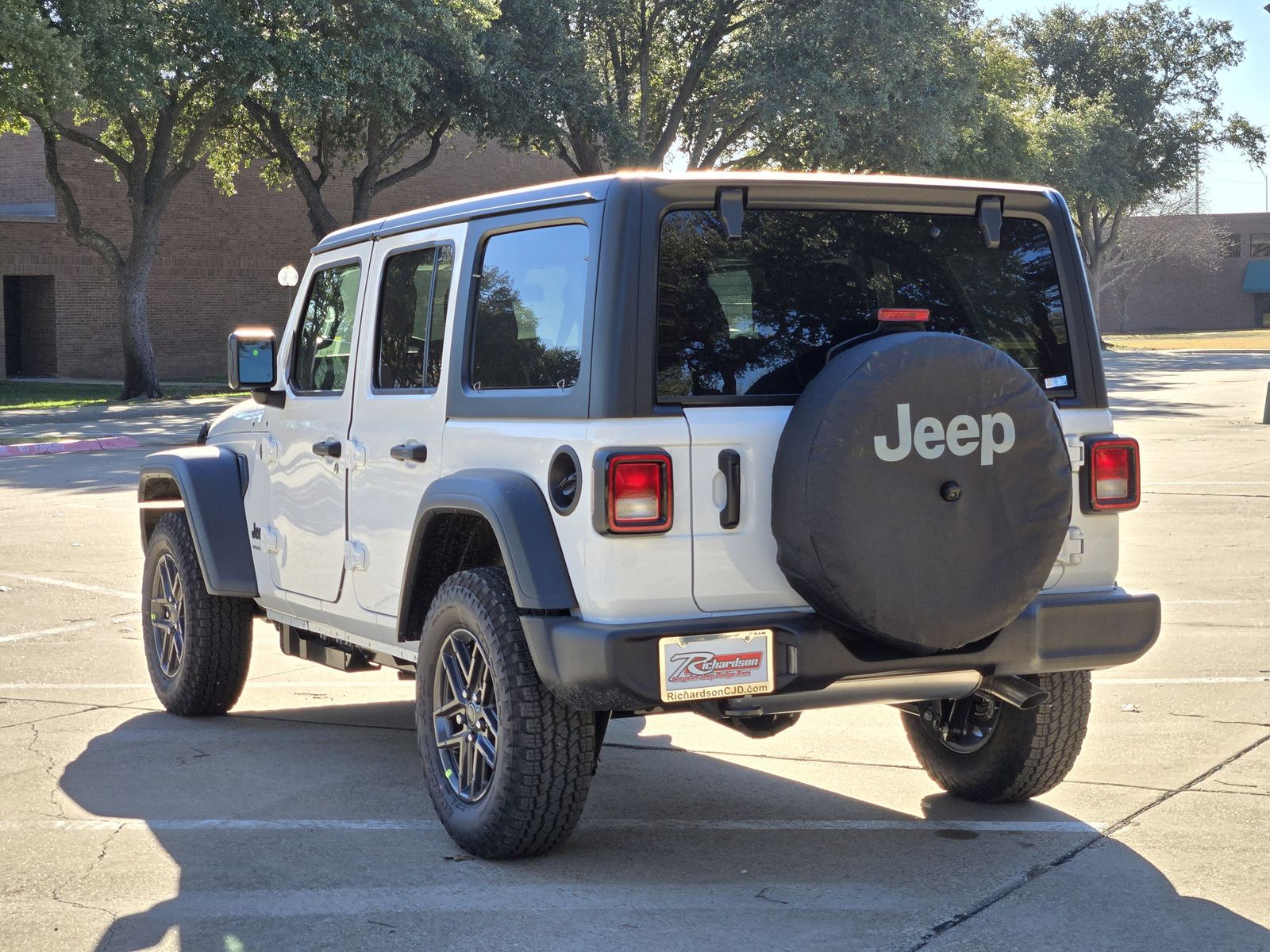 New 2026 Bright White Jeep 4-DOOR SPORT S image 4
