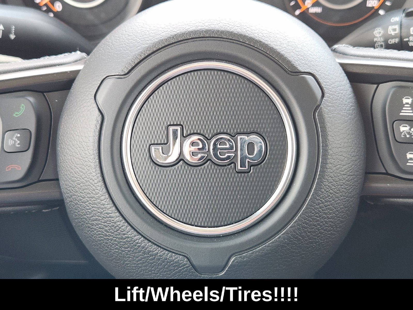 New 2026 Bright White Jeep 4-DOOR SPORT S image 36