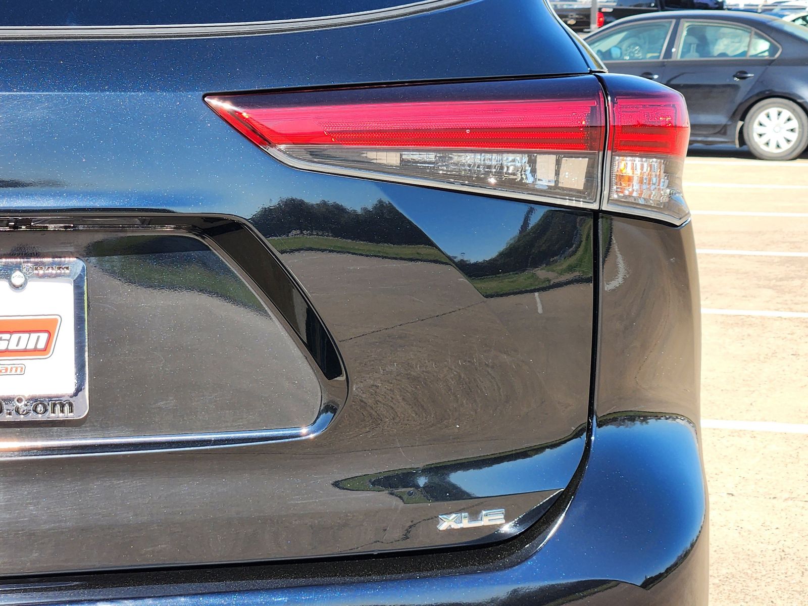 Used 2021 Midnight Black Toyota XLE image 16