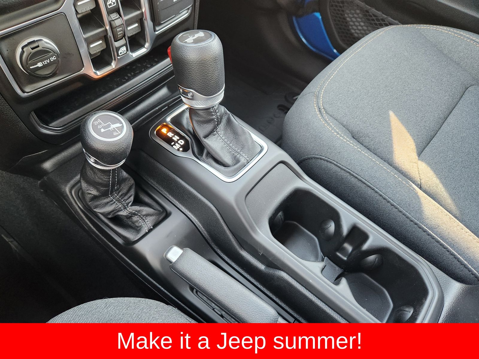 New 2026 Hydro Blue Pearlcoat Jeep 4-DOOR SPORT S image 27