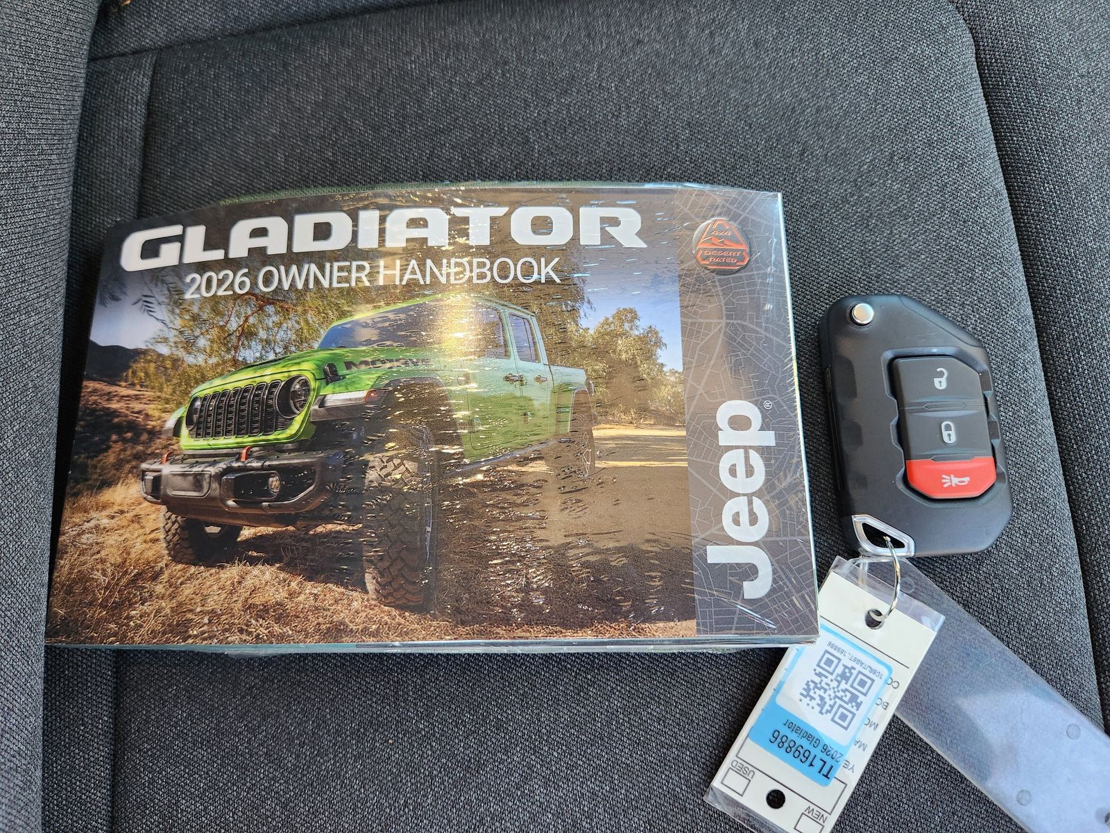 New 2026 Hydro Blue Pearlcoat Jeep SPORT 4X4 image 42