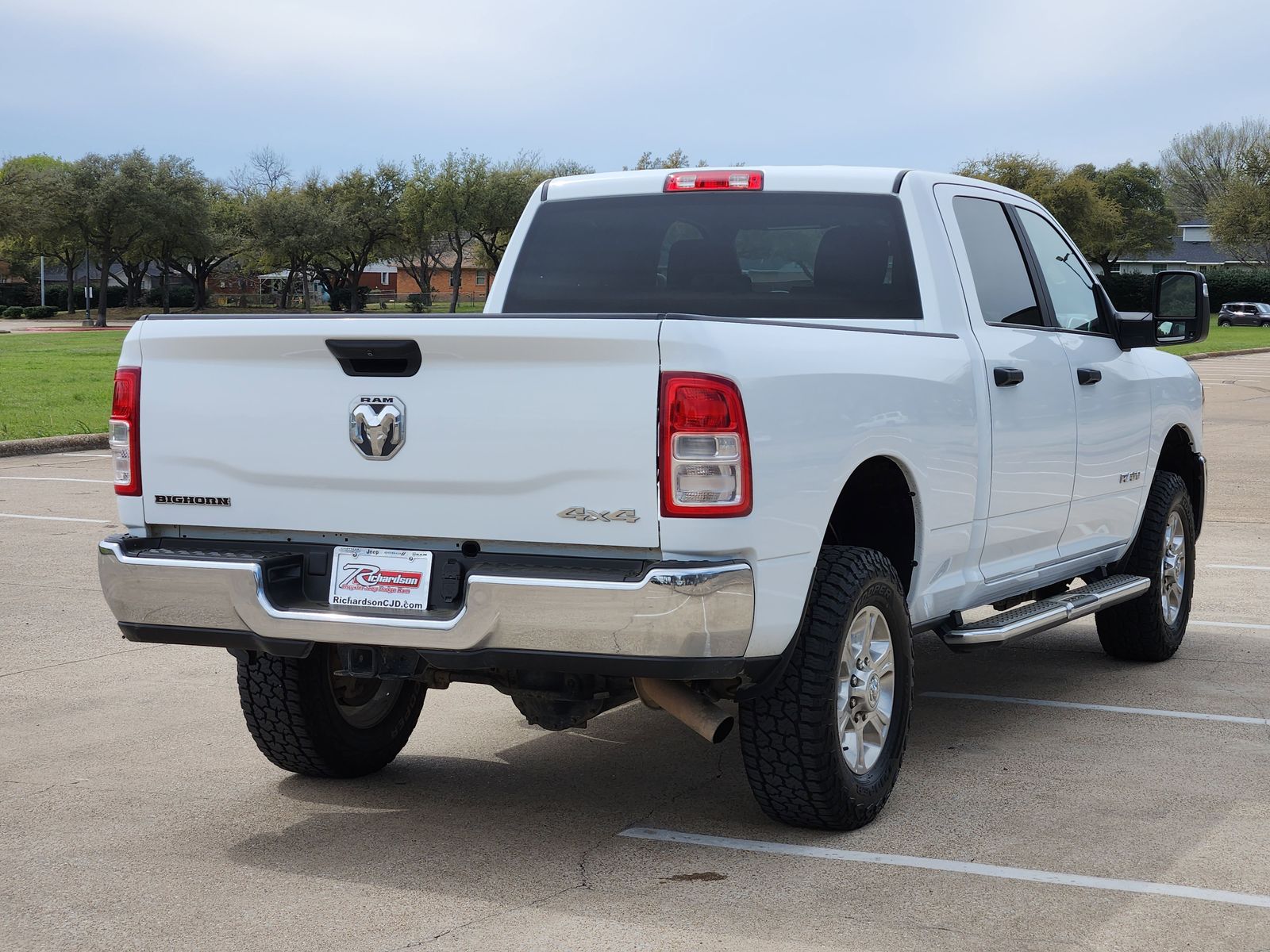 Used 2023 Bright White Ram Big Horn image 6