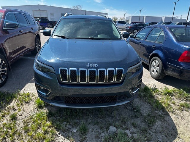 Certified 2019 Jeep Cherokee Limited with VIN 1C4PJMDX8KD364091 for sale in Standish, MI