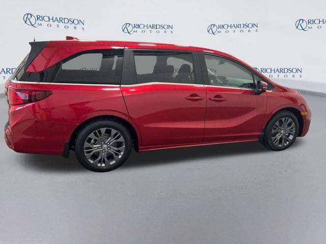 2026 Honda Odyssey Touring - Photo 6