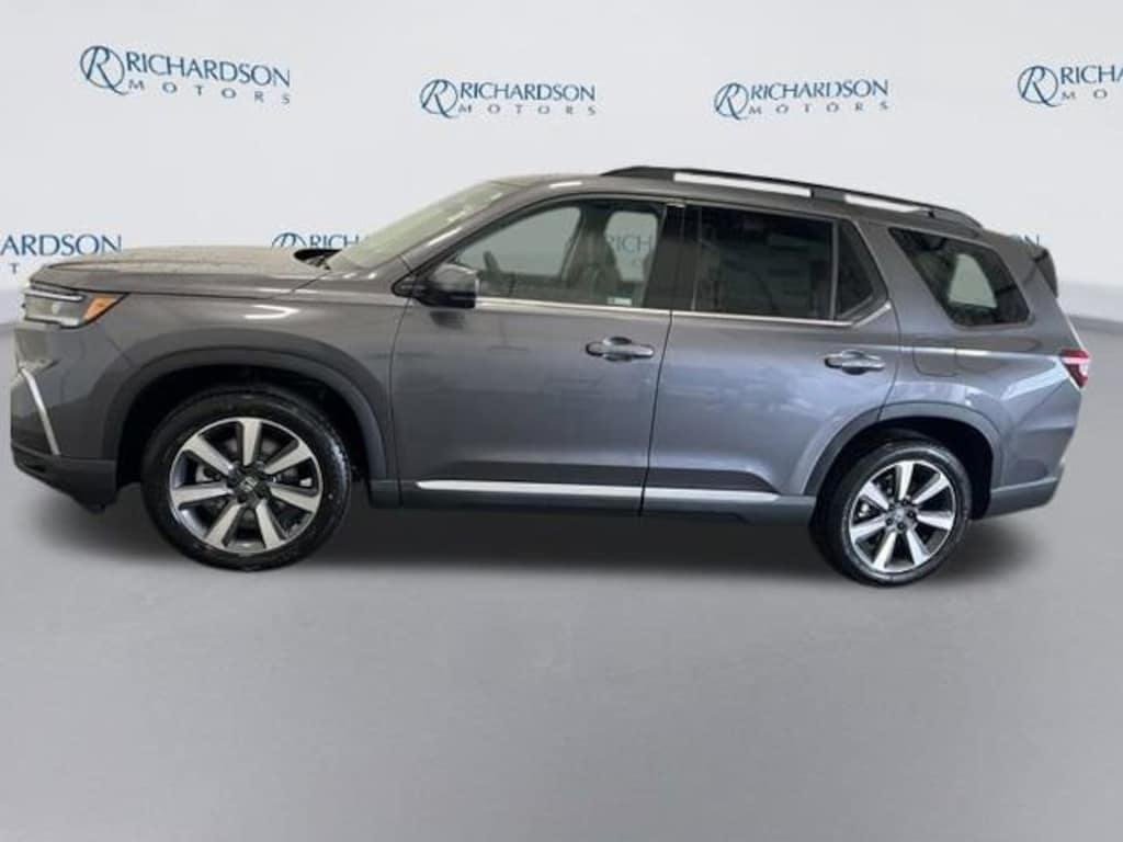 New 2025 Honda Pilot Touring SUV