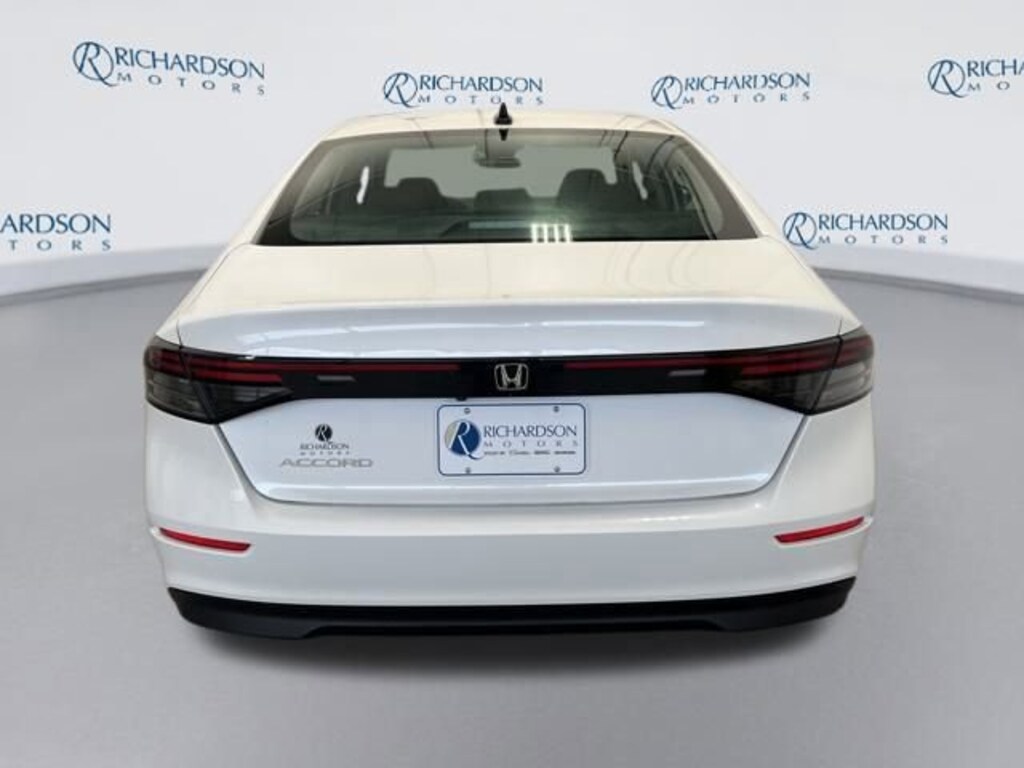 New 2025 Honda Accord SE Sedan